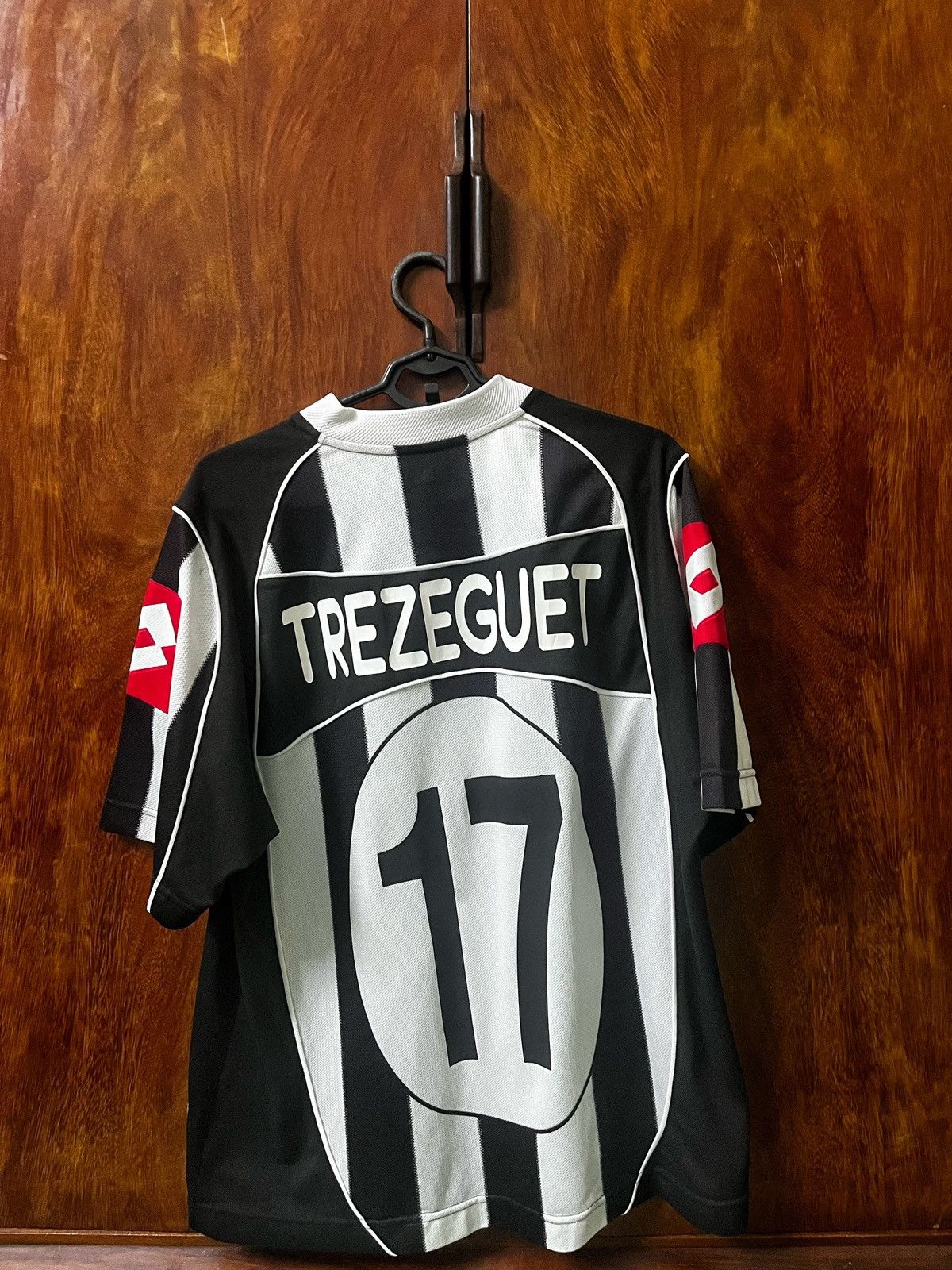 Adidas Juvetus Vintage Jersey 2002-03 Size US L / EU 52-54 / 3 - 2 Thumbnail