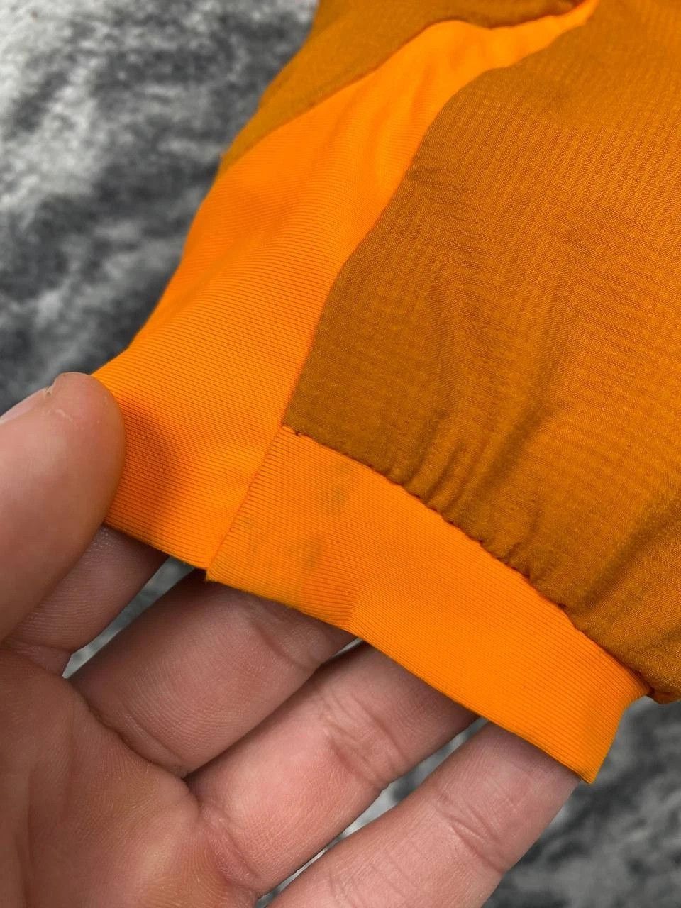 Arc'teryx Arcteryx LT Atom Down Jacket Men Size M Orange Size US M / EU 48-50 / 2 - 19 Thumbnail