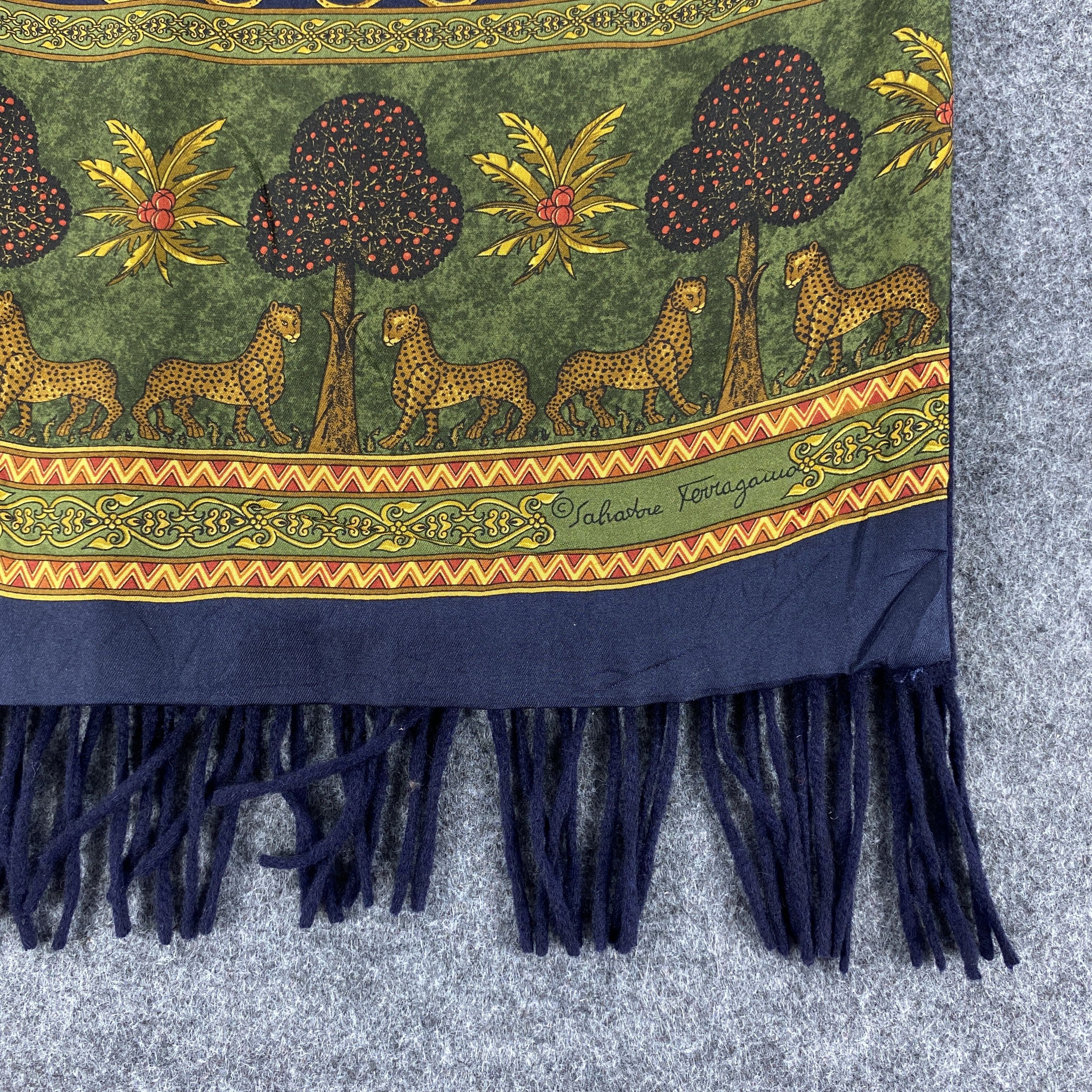 Salvatore Ferragamo × Vintage GF10650 Salvatore Ferragamo Scarf Neck Wear Muffler Size ONE SIZE - 3 Thumbnail