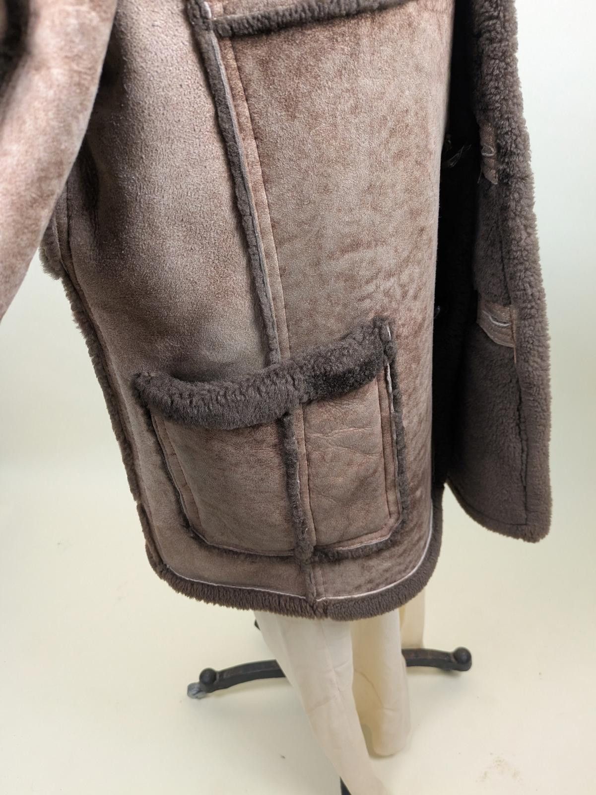Other 1970's Canadian sheepskin suede patchwork coat Size US L / EU 52-54 / 3 - 8 Thumbnail