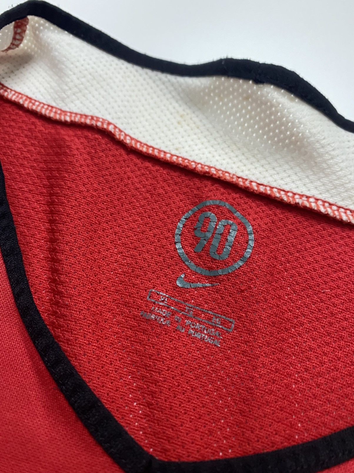 Nike Vintage Manchester United M.U jersey AIG Size US L / EU 52-54 / 3 - 5 Thumbnail