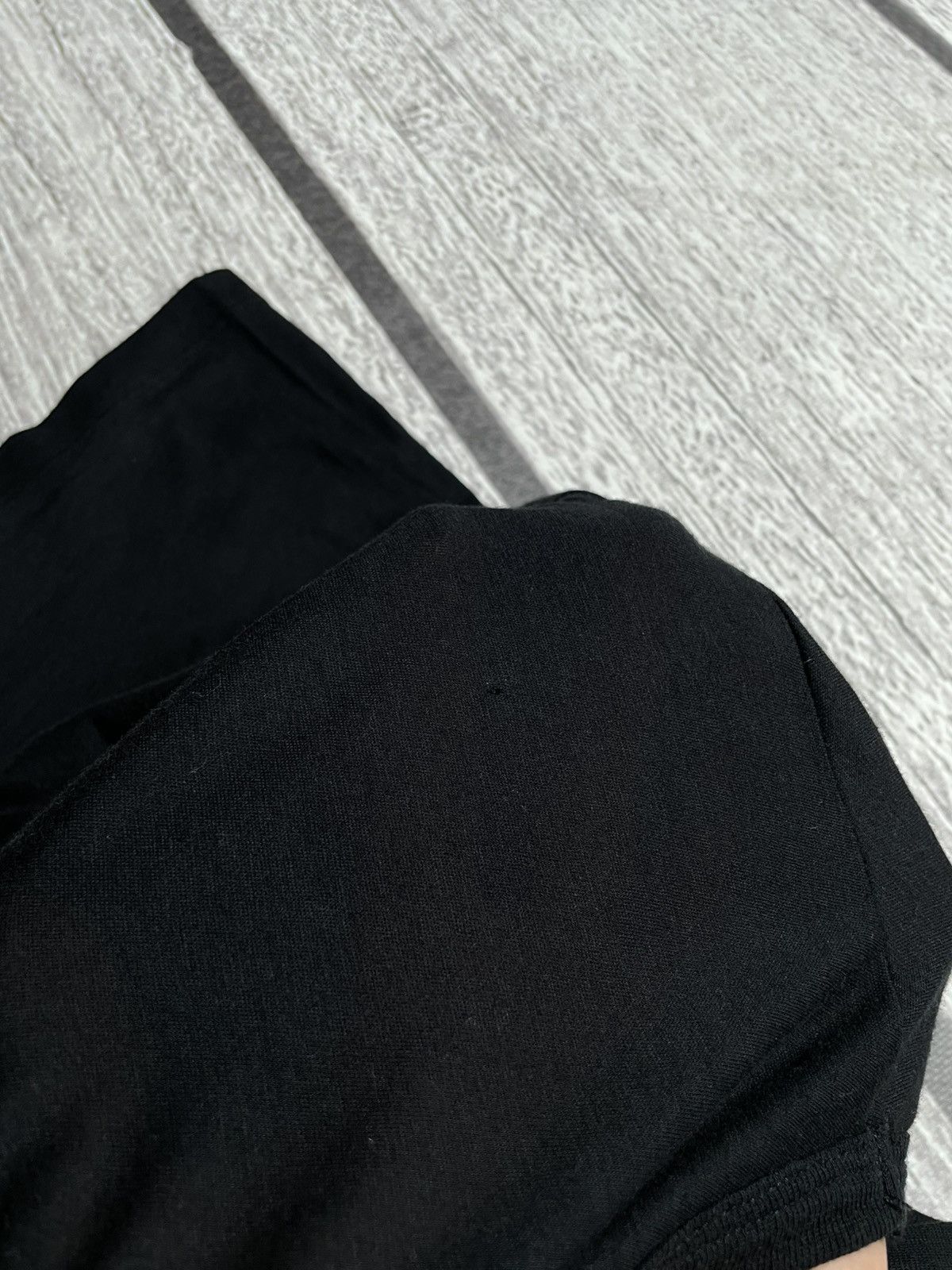 Ann Demeulemeester Ann Demeulemeester Flower Black Tee Size US M / EU 48-50 / 2 - 7 Thumbnail