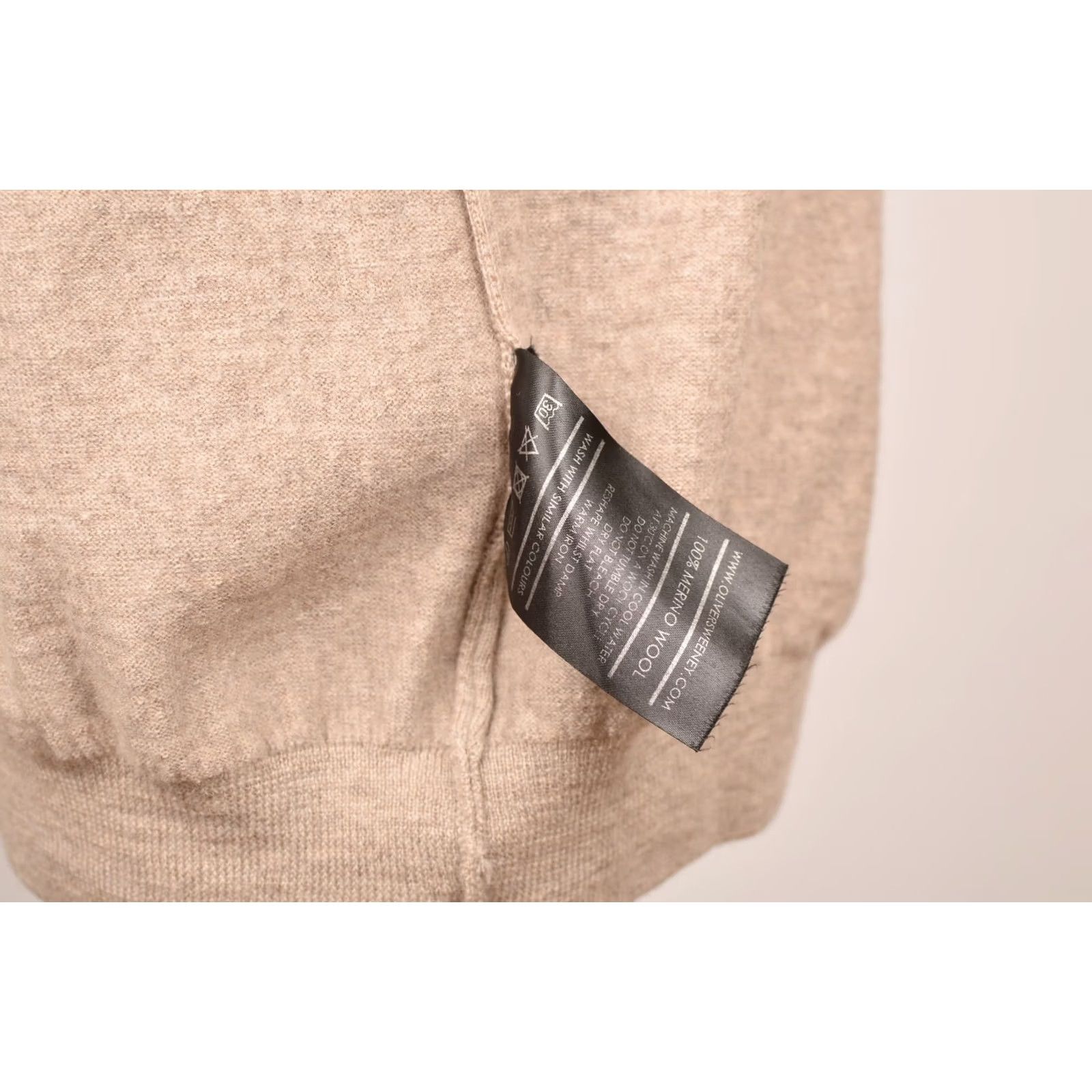 Oliver Sweeney DDP Oliver Sweeney Merino Wool Pullover Sweater Size L Tan Mens Sweater 100% Merino Wool Pullover Striped? Size US L / EU 52-54 / 3 - 5 Thumbnail