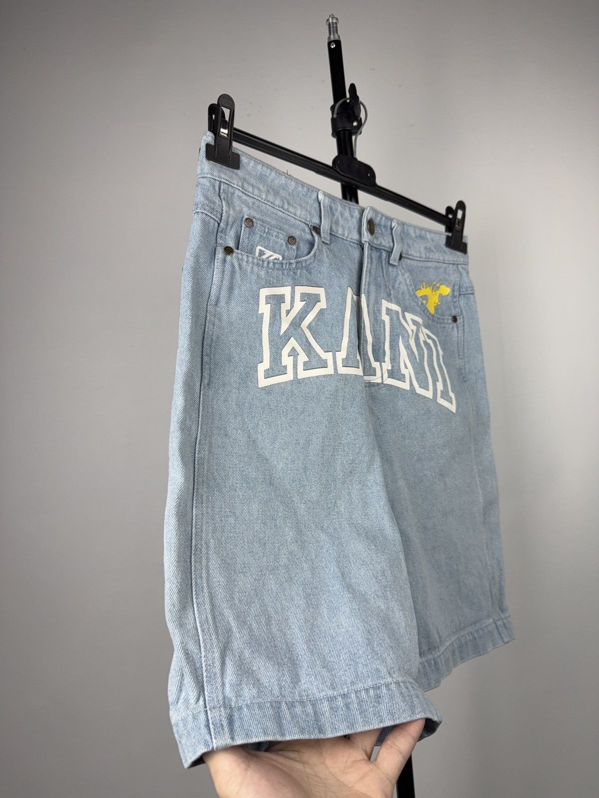 Karl Kani Luxury Karl Kani Y2K SK8 Big Logo Denim Shorts Womens XS Size 28" / US 6 / IT 42 - 2 Thumbnail