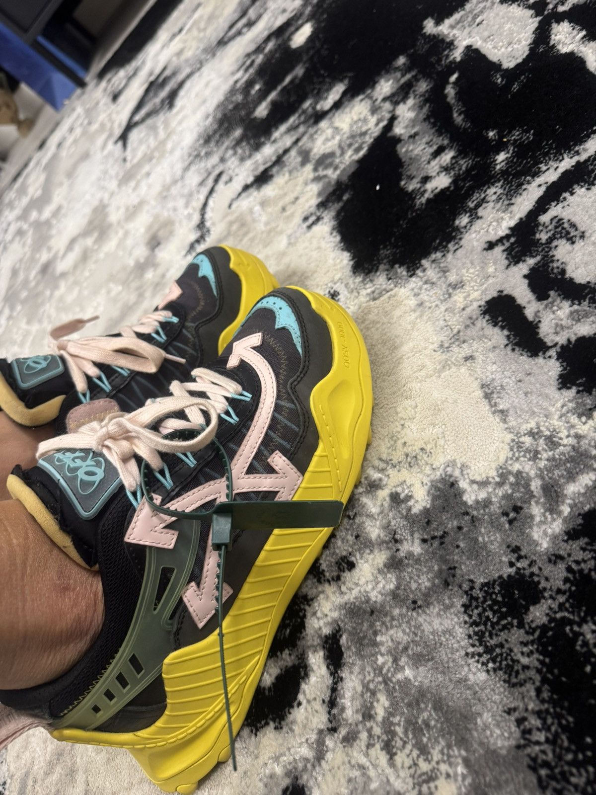 Off-White Odsy 1000 low-top sneakers Size US 8 / IT 38 - 2 Thumbnail