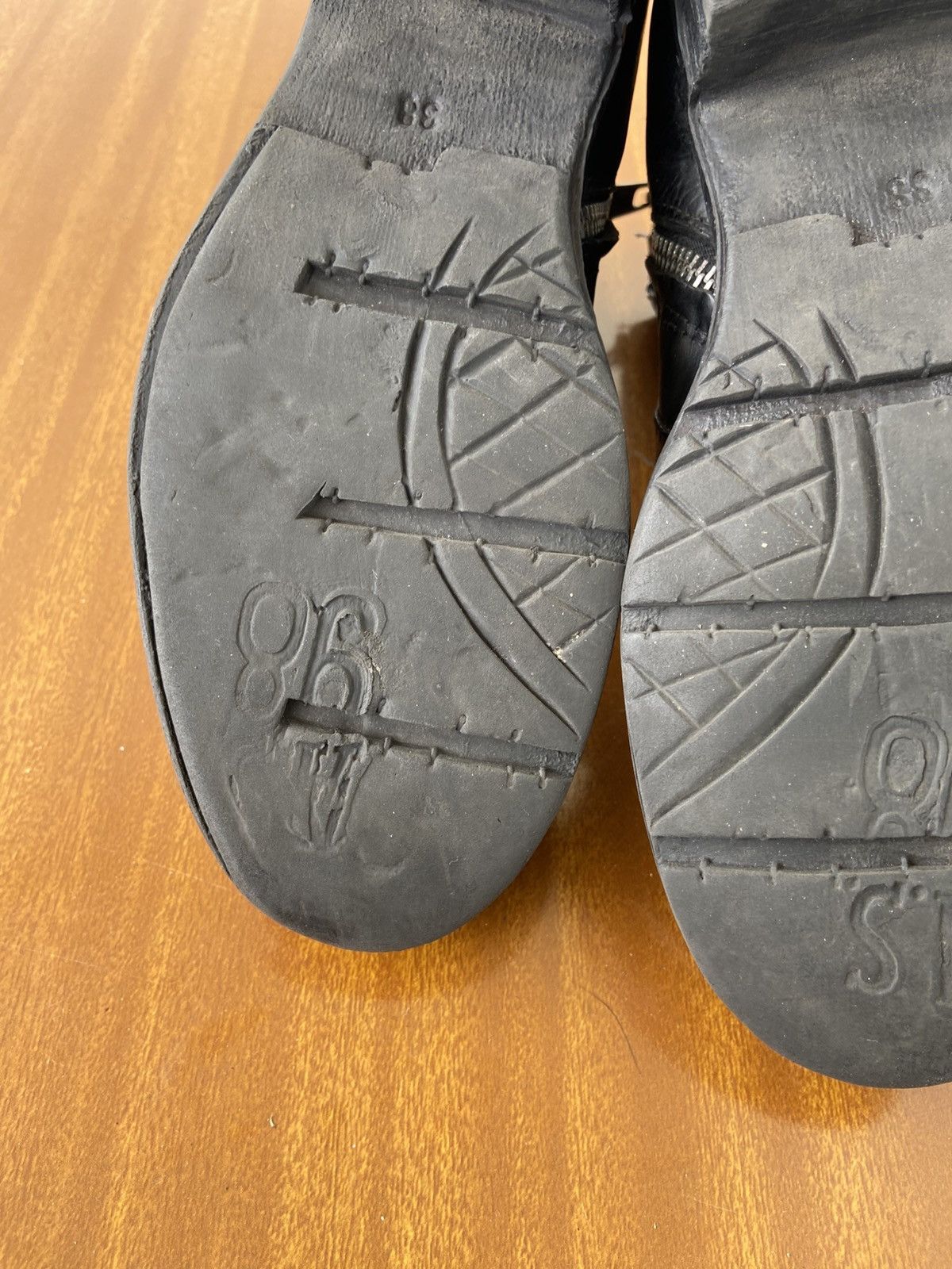 A.S.98 A.S.98 Size US 8 / IT 38 - 14 Thumbnail