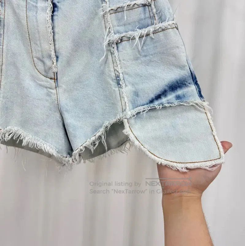 Balmain Balmain Summer Light Blue Denim Shorts . Size 28" / US 6 / IT 42 - 4 Thumbnail