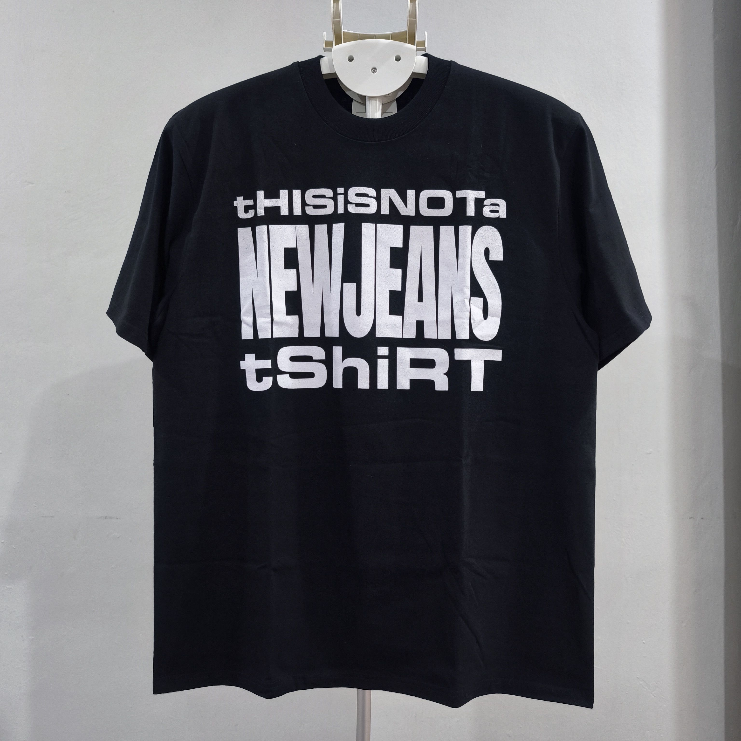 new jeans ador tシャツ 【公式通販】