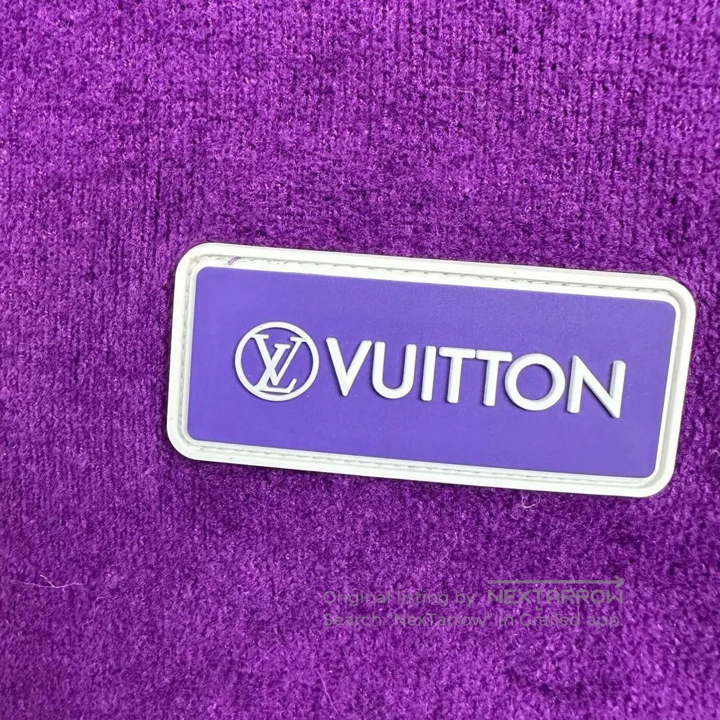 Louis Vuitton classic logo half-zip navy sweatshirt. Size US M / EU 48-50 / 2 - 6 Thumbnail