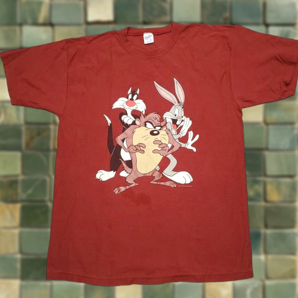 Velva Sheen VINTAGE Velva Sheen T Shirt Mens XL Red Looney Tunes Bugs Bunny Taz Sylvester USA Made Mens XL Red Size US XL / EU 56 / 4 - 1 Thumbnail