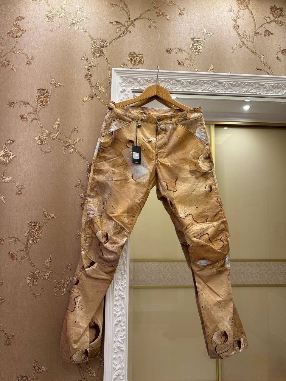 G-Star G-STAR RAW ELWOOD MENS 5622 TAPERED W31 L36 MARS PRINT BROWN Size US 31 - 1 Thumbnail