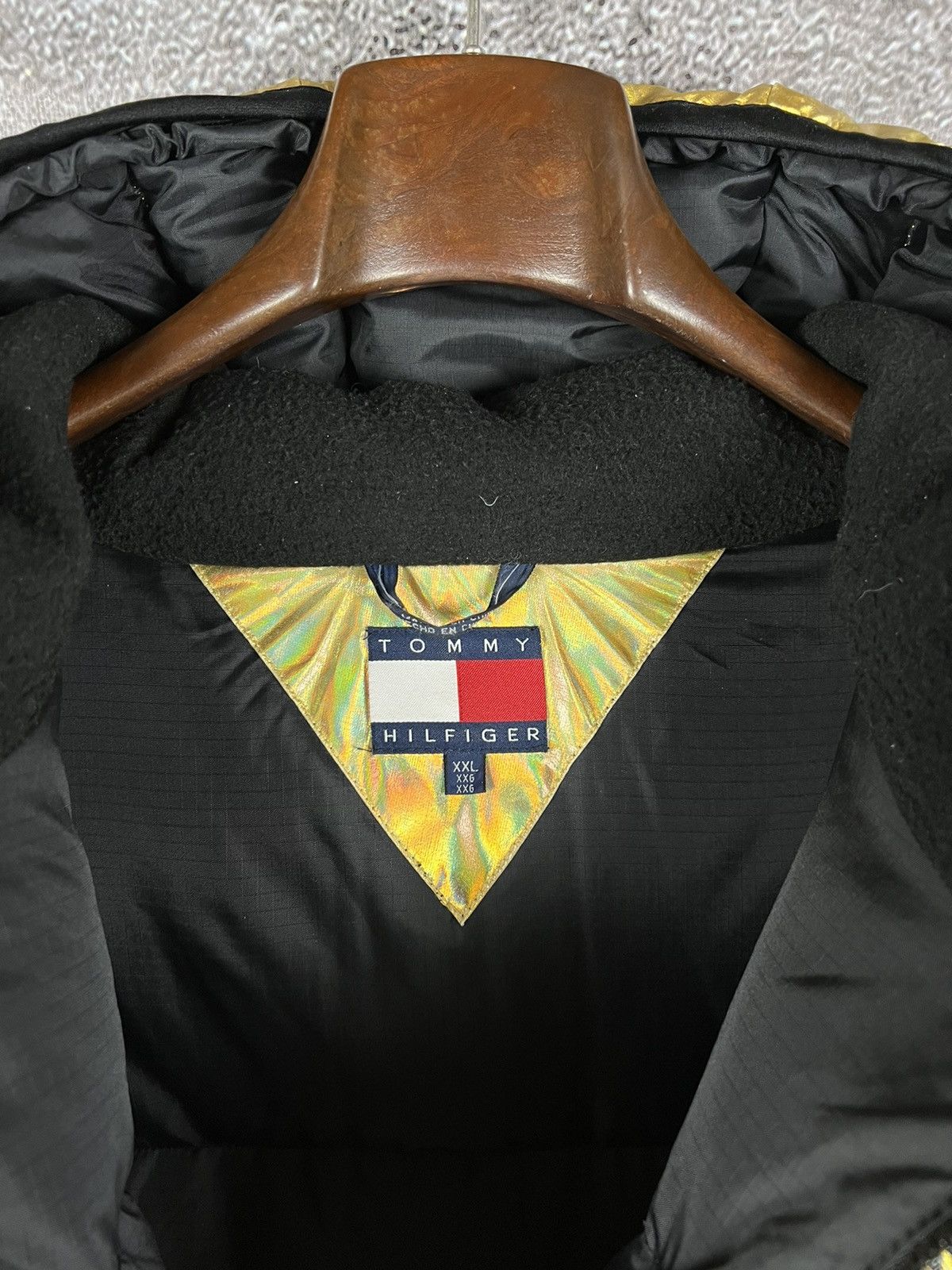 Tommy Hilfiger Tommy Hilfiger Rainbow Gold Puffer Jacket Expedition XL Size US XL / EU 56 / 4 - 7 Thumbnail