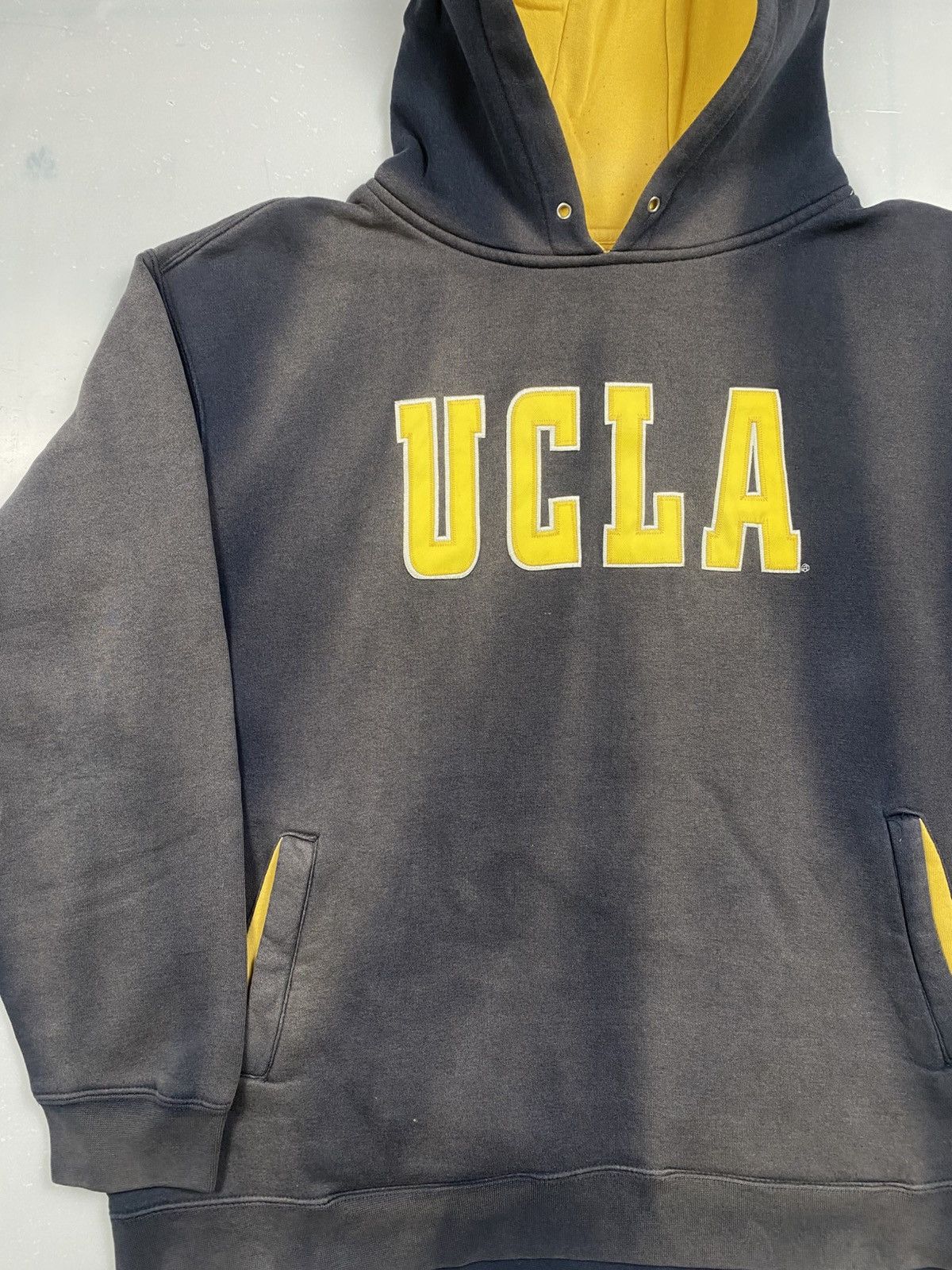 Other Vintage y2k UCLA Sunfaded Pullover Size US XXL / EU 58 / 5 - 2 Thumbnail
