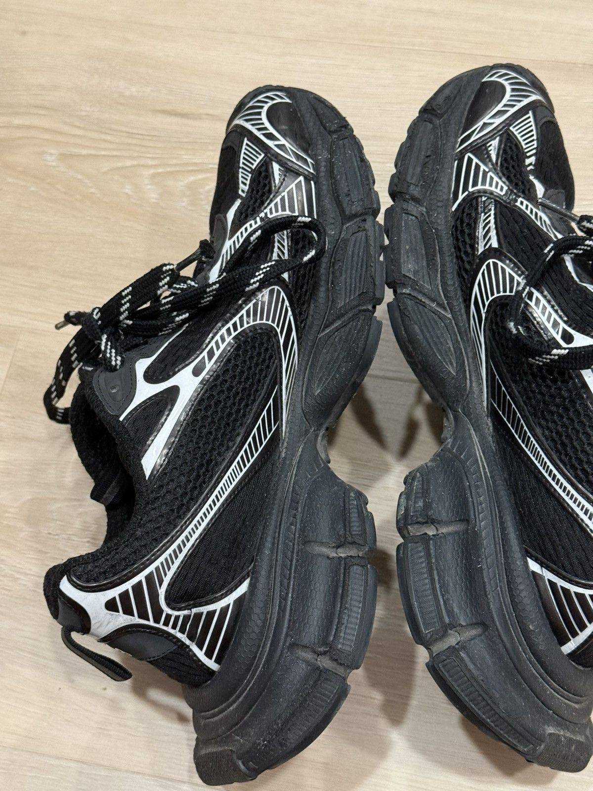 Balenciaga Balenciaga 3xl Sneakers Size US 10 / EU 43 - 13 Thumbnail