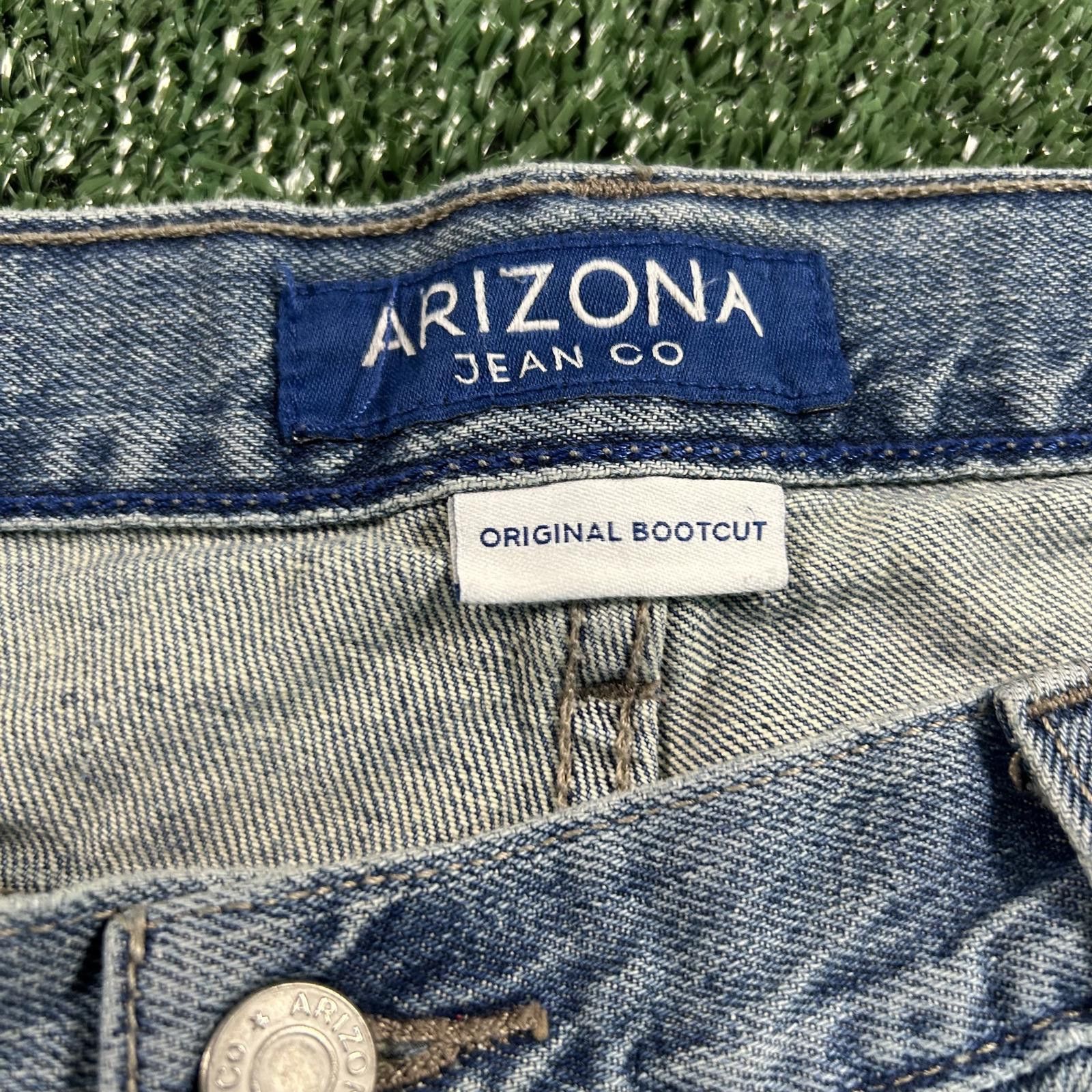 Arizona Jean Co. Arizona Jean Co Original Bootcut Denim Jeans. 38x29 Size US 38 / EU 54 - 2 Thumbnail