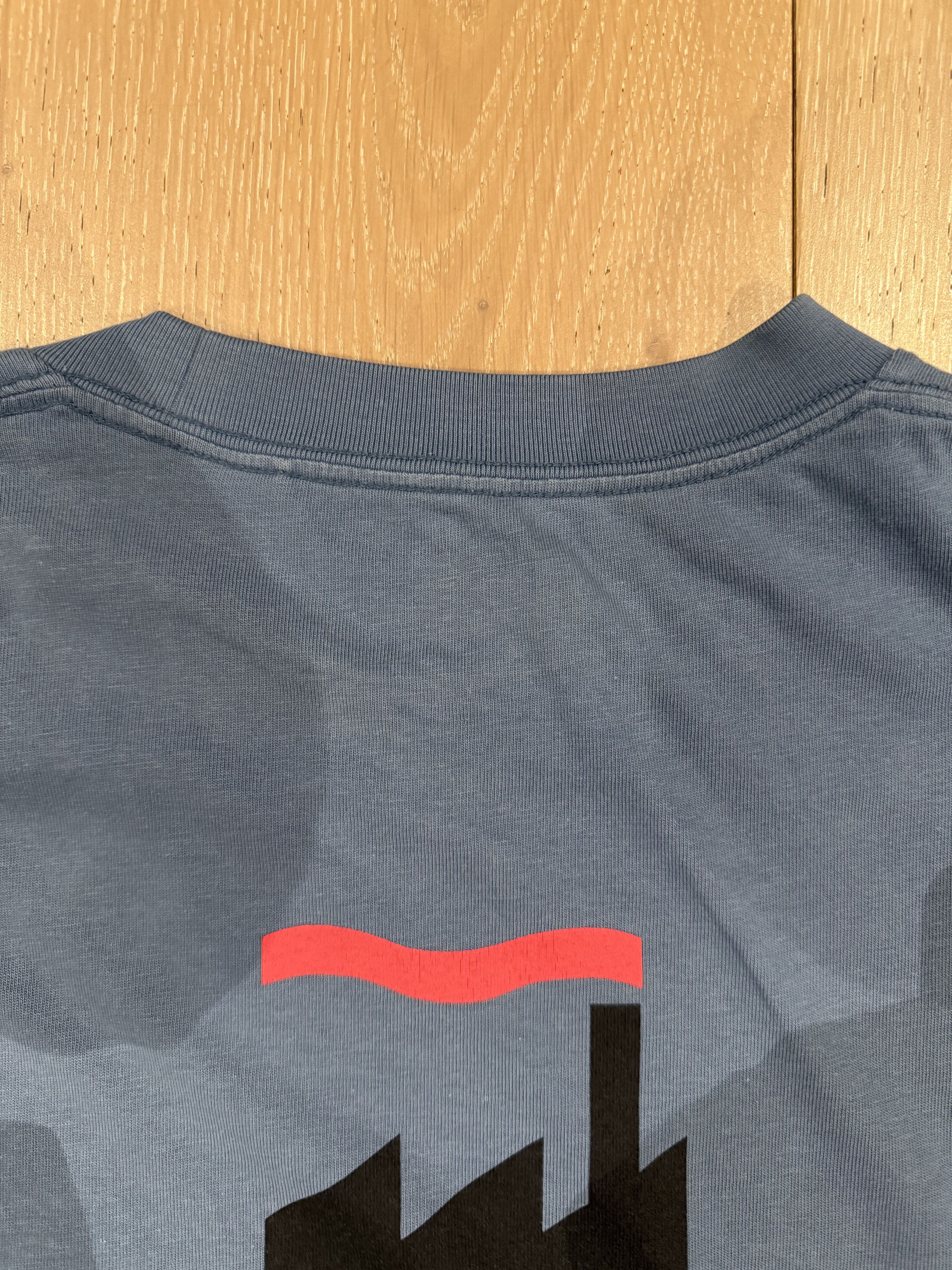 Uniqlo 💚 Uniqlo x New Order x Peter Saville Blue Factory Tee Large Size US L / EU 52-54 / 3 - 10 Thumbnail