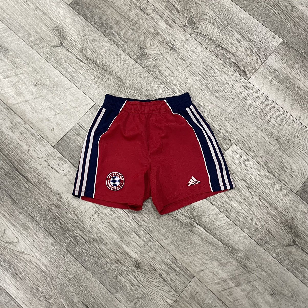 Adidas Adidas Bayern Munchen 90s Soccer Football Shorts Jersey Size US 26 / EU 42 - 1 Thumbnail
