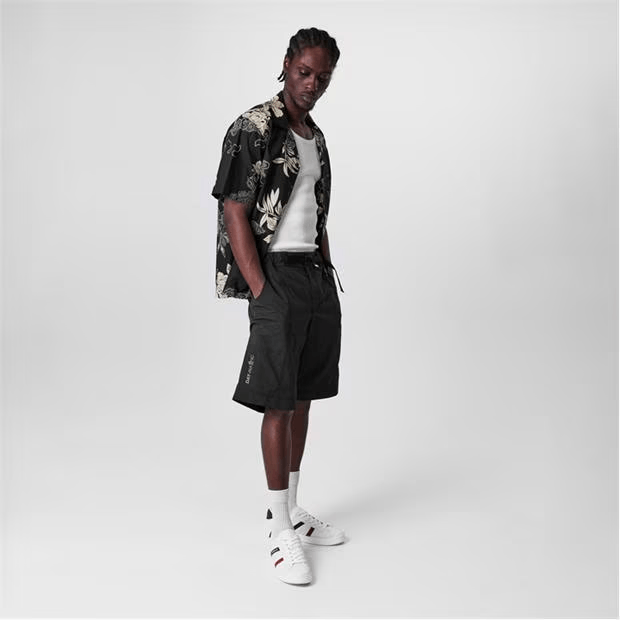 Moncler Short Sleeve Floral Shirt Size US XL / EU 56 / 4 - 6 Thumbnail