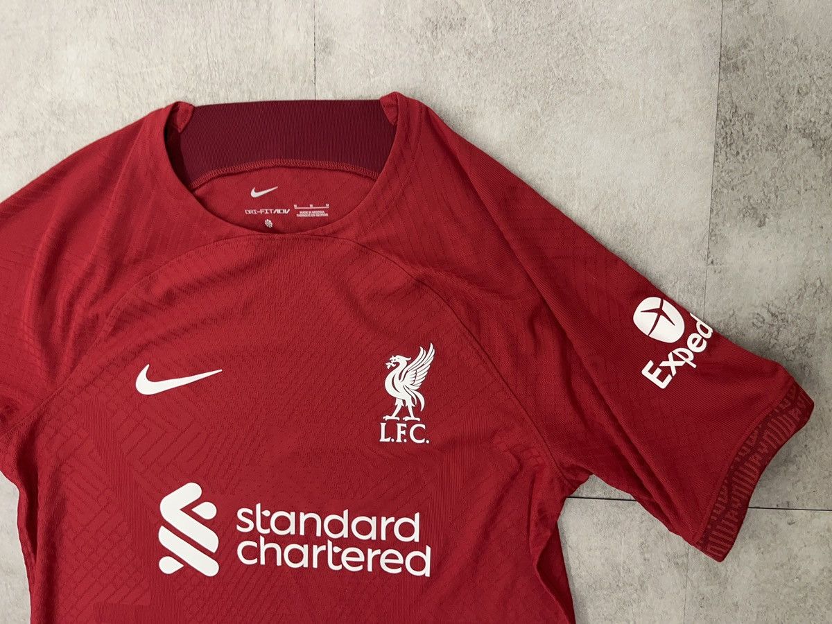 Nike Nike Liverpool Home Jersey player issue 22/23 M Size US M / EU 48-50 / 2 - 2 Thumbnail