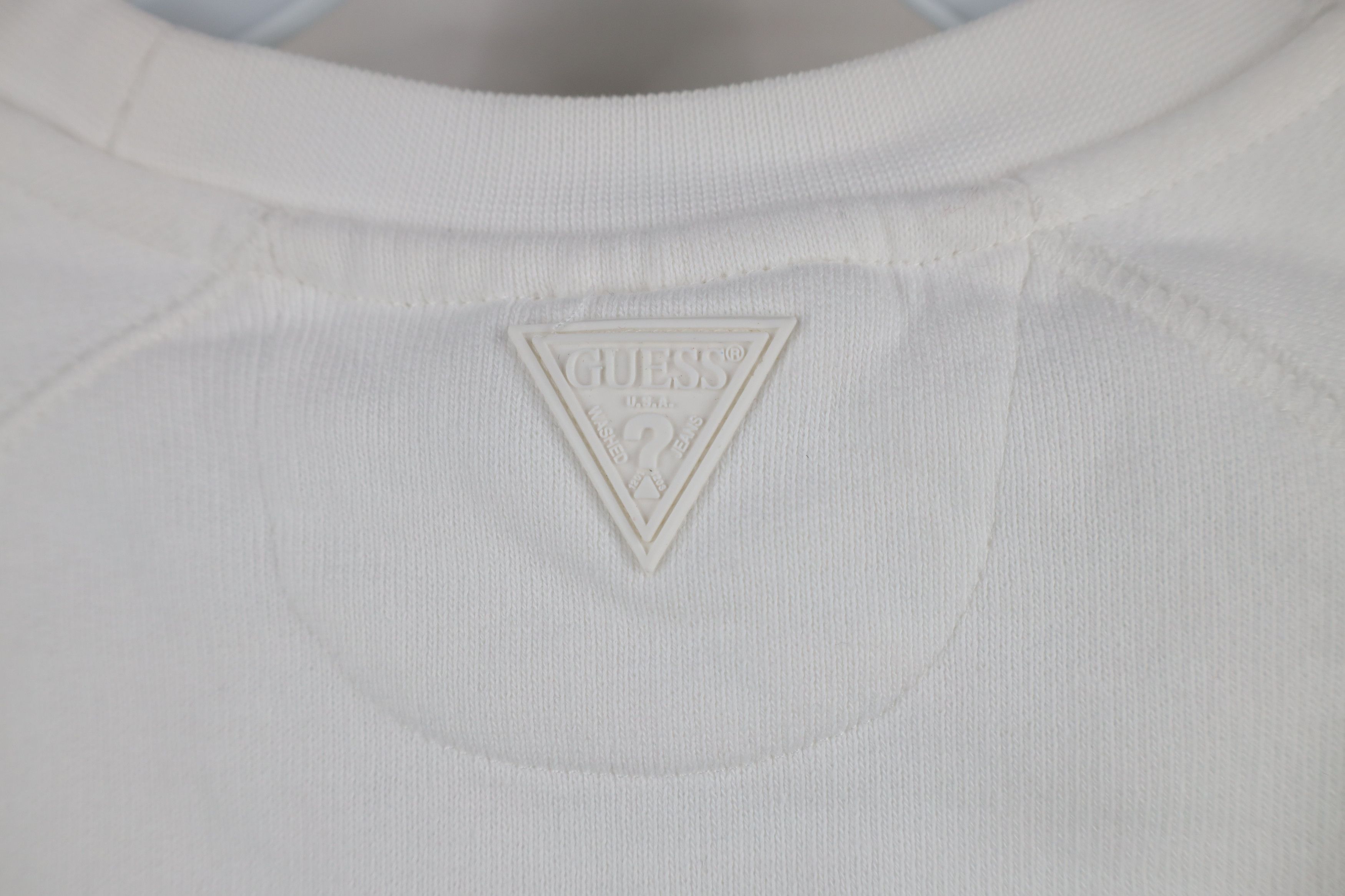 Guess × Vintage Vintage 90s Y2K Guess Spell Out Crewneck Sweatshirt White Size US M / EU 48-50 / 2 - 9 Thumbnail