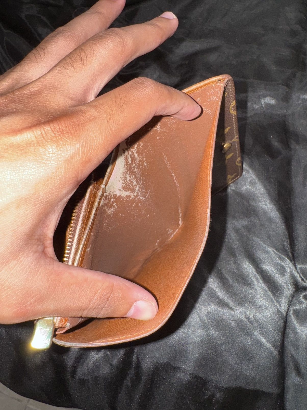 Louis Vuitton Louis Vuitton Bifold Wallet Monogram With Zippered Coin Size ONE SIZE - 7 Thumbnail
