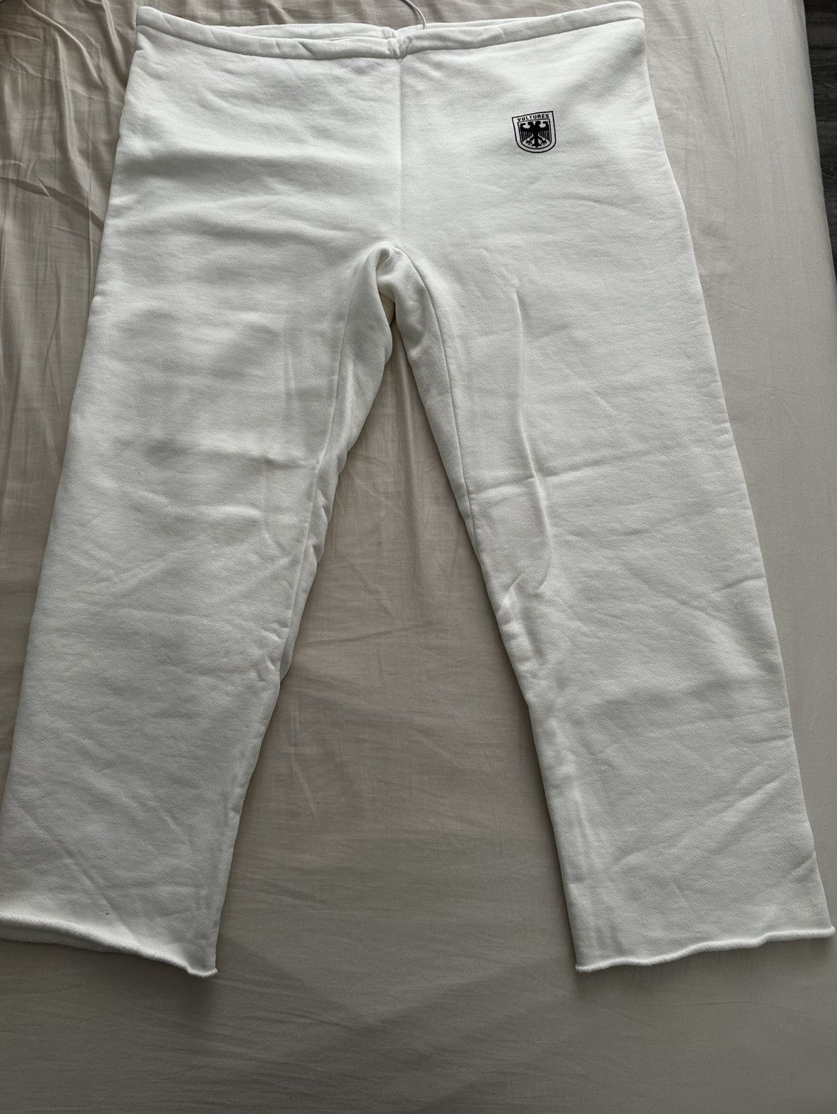 Yeezy Yeezy Vultures White Sweatpants Size US 40 / EU 56 - 1 Thumbnail