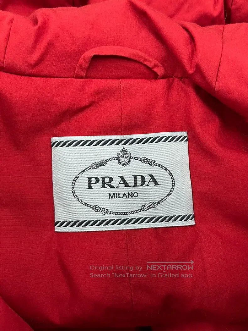 Prada Prada Red letter short down jacket Size XS / US 0-2 / IT 36-38 - 4 Thumbnail