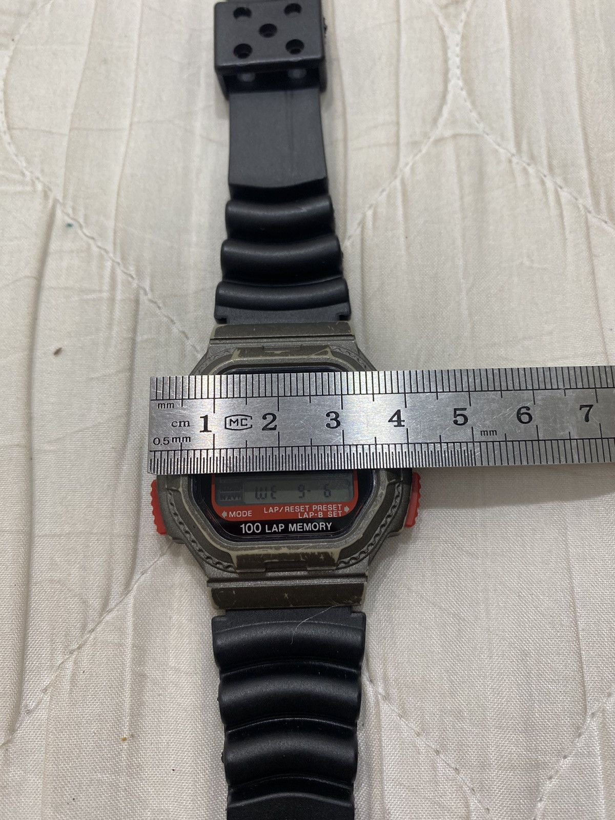 VINTAGE SEIKO DIGITAL W358-4A10 QUARTZ WATCH