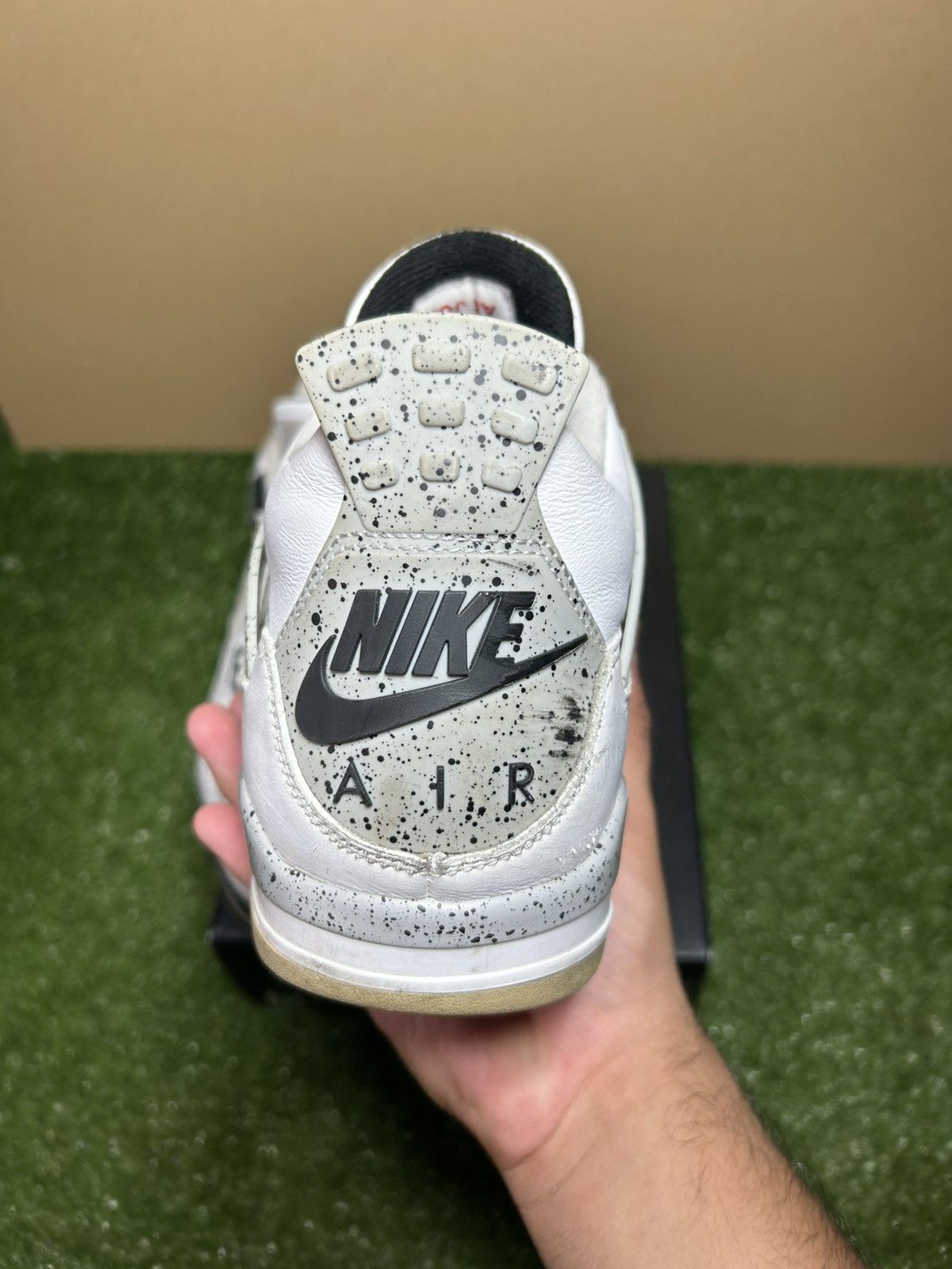 Jordan Brand Jordan 4 white cement 2016 Size US 11.5 / EU 44-45 - 3 Thumbnail