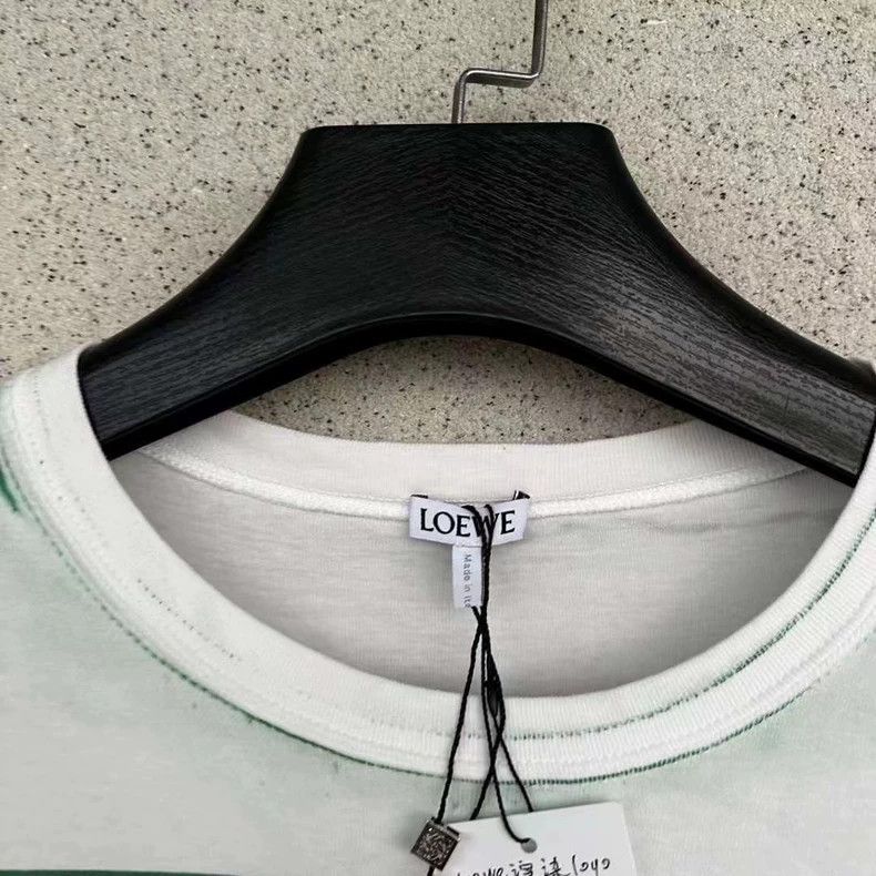 Loewe LOEWE Short sleeves are flattering Size M / US 6-8 / IT 42-44 - 2 Thumbnail