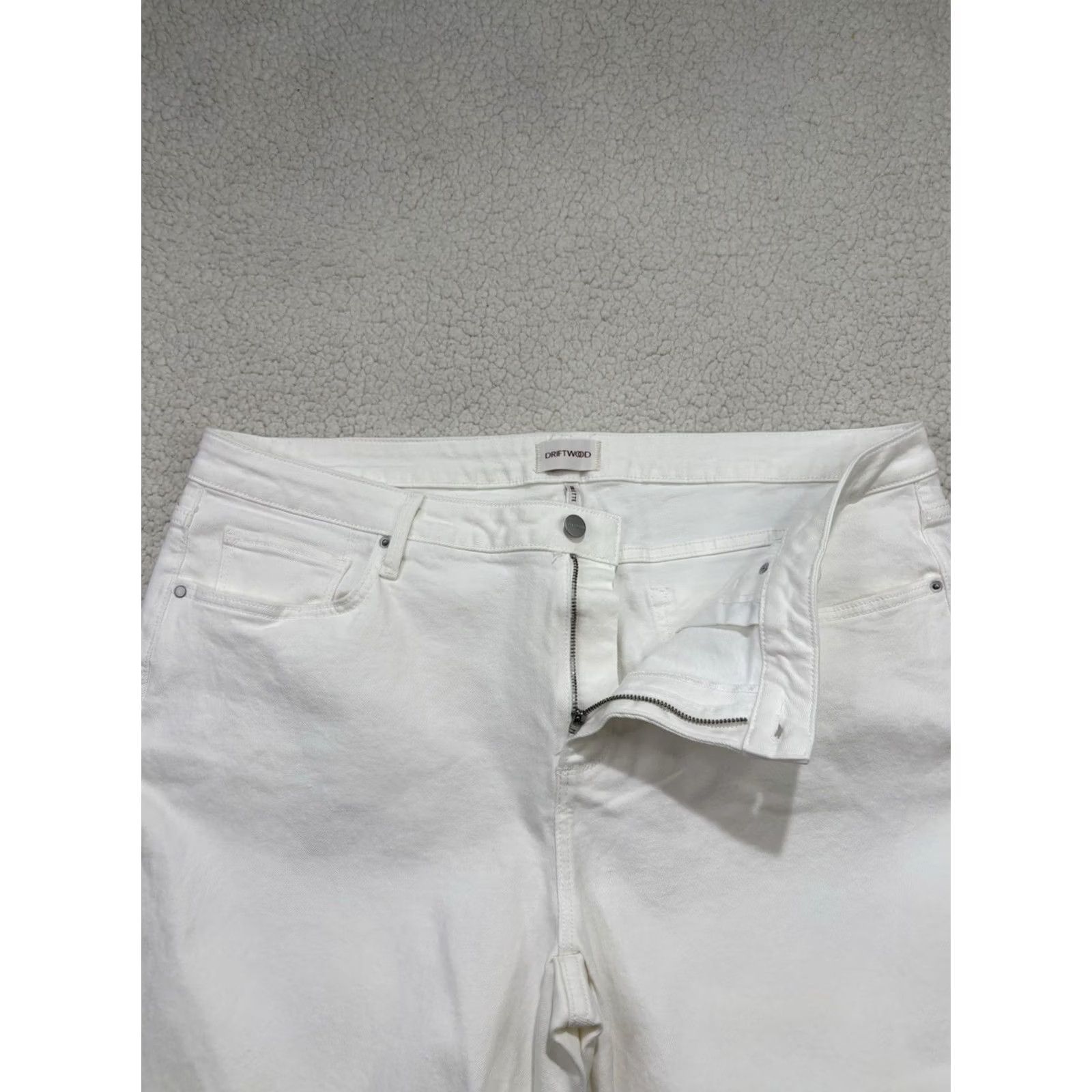 Vintage Driftwood Colette White Floral Embroidered Cropped Straight Jeans Plus Size 22 W Size 40" / US 18 - 3 Thumbnail