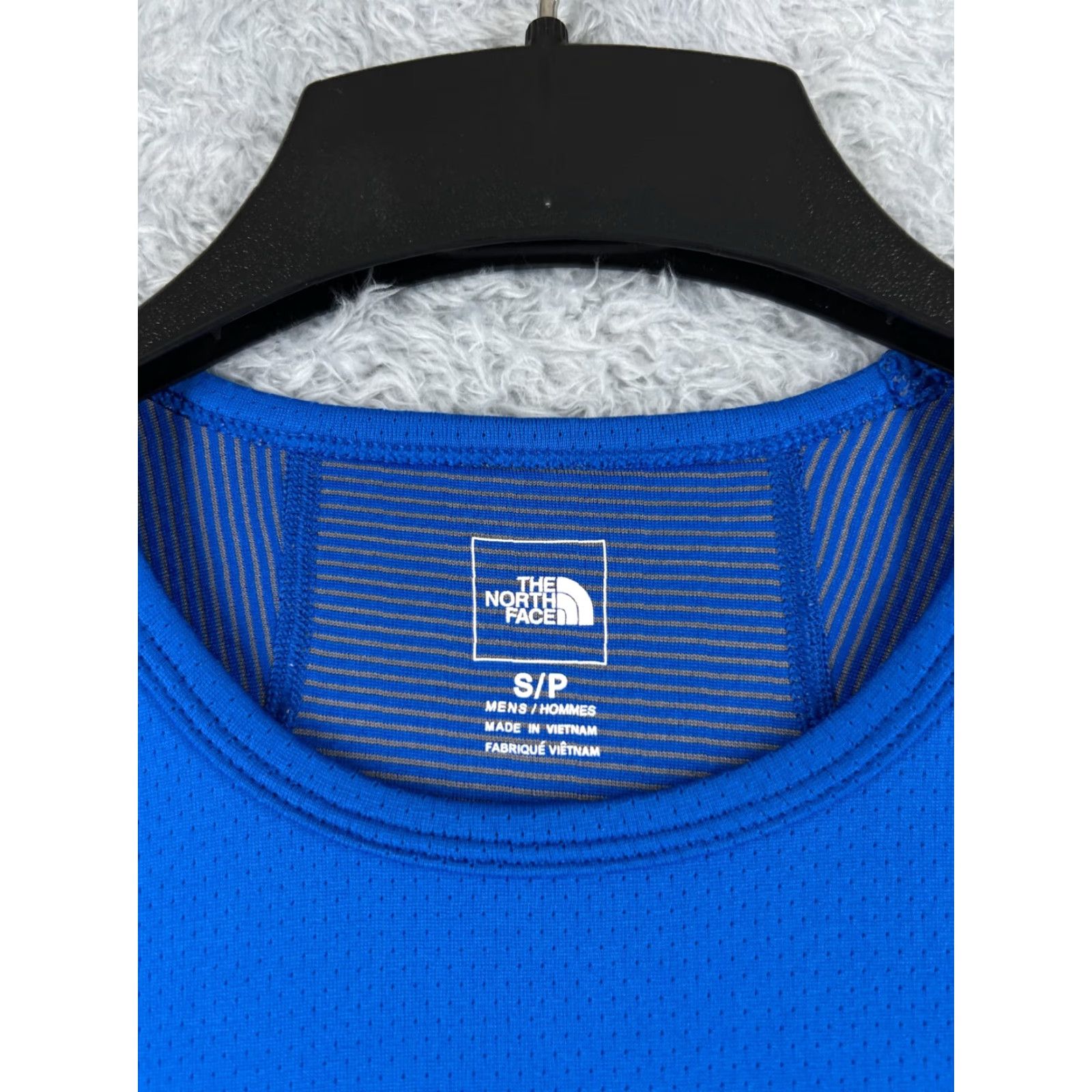 The North Face VINTAGE The North Face Shirt Men Small Blue Polyester Blend Long Sleeve Crew Neck Flash Men Size US S / EU 44-46 / 1 - 6 Thumbnail
