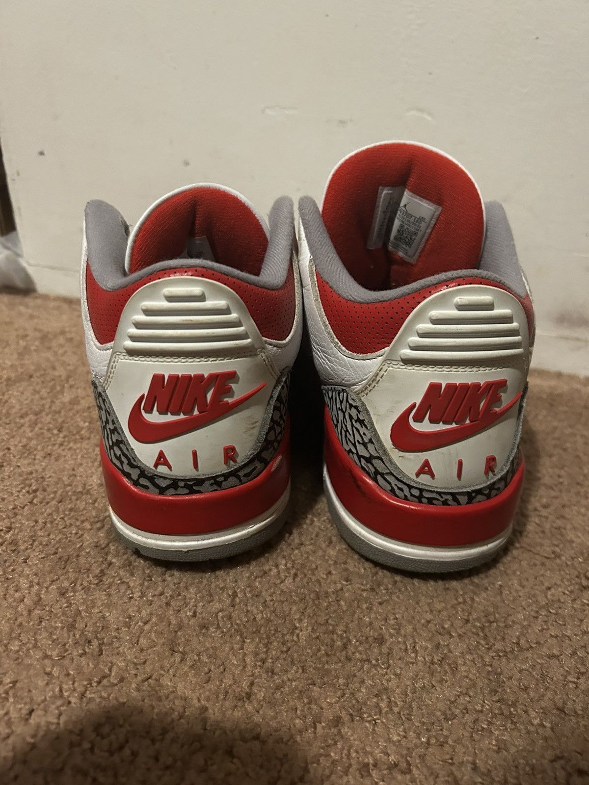 Jordan Brand jordan 3 fire red Size US 9.5 / EU 42-43 - 1 Thumbnail
