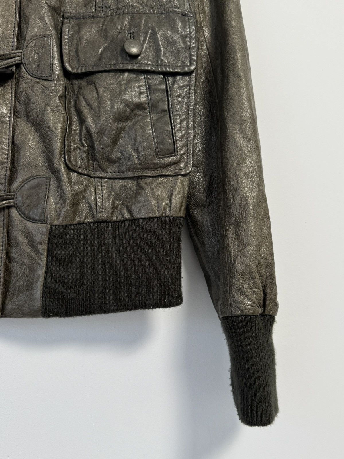 Levi's Levi’s Vintage Leather Jacket Y2K style hype women’s Size M / US 6-8 / IT 42-44 - 6 Thumbnail