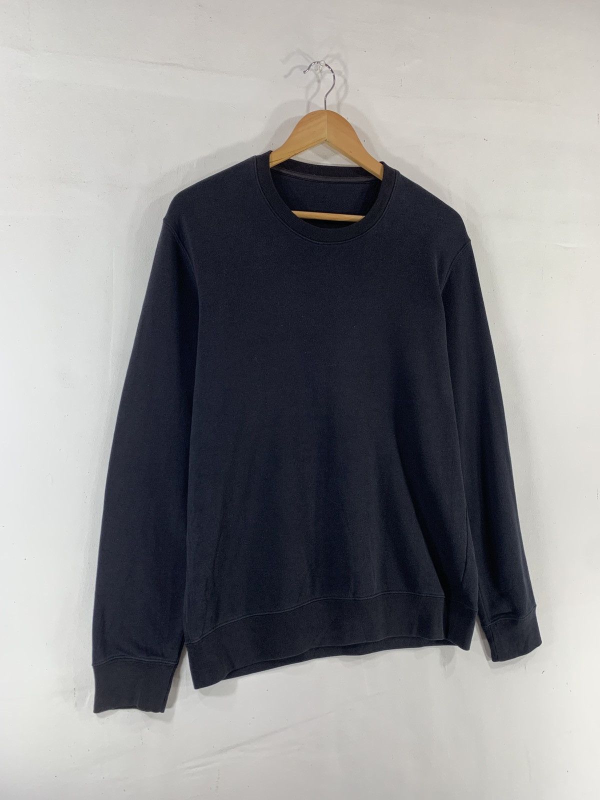 Japanese Brand × Uniqlo Uniqlo Black Sweatshirt Size US L / EU 52-54 / 3 - 7 Thumbnail