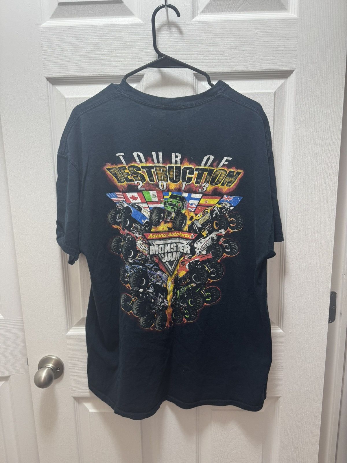 Gildan Monster Jam Tour Of Destruction 2013 Vintage Monster Truck Size US XL / EU 56 / 4 - 1 Thumbnail
