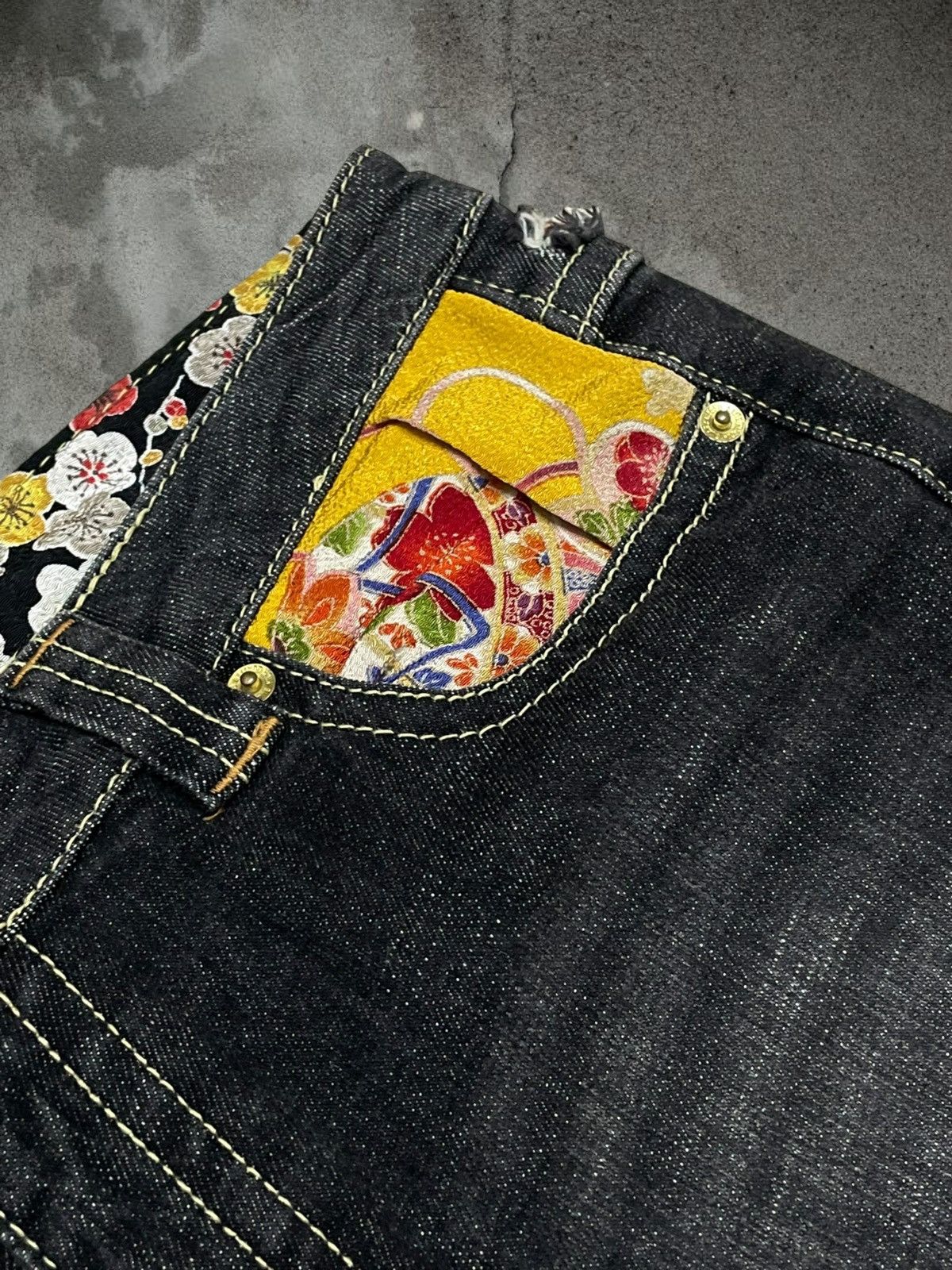 Japanese Brand Vintage 1990s Japan Designer Carouge Small Flared Denim Size US 32 / EU 48 - 11 Thumbnail