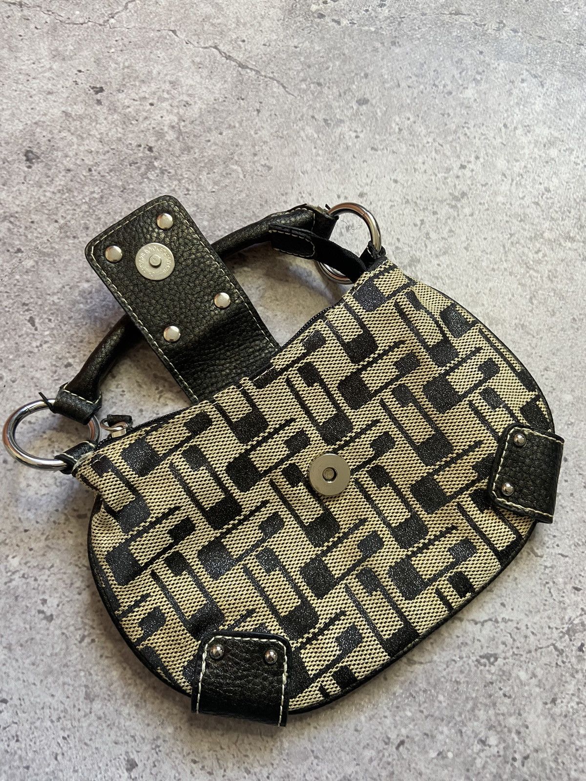 Guess Vintage Guess Mini Bags Y2K Size ONE SIZE - 4 Thumbnail