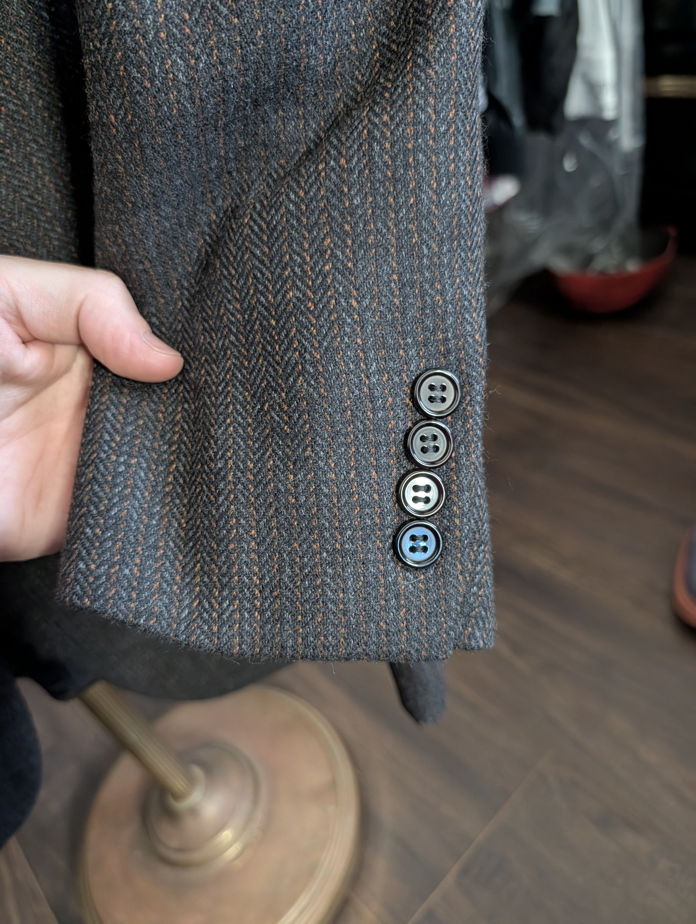Brioni Wool & cashmere brown herringbone knit sport coat Size 46R - 5 Thumbnail