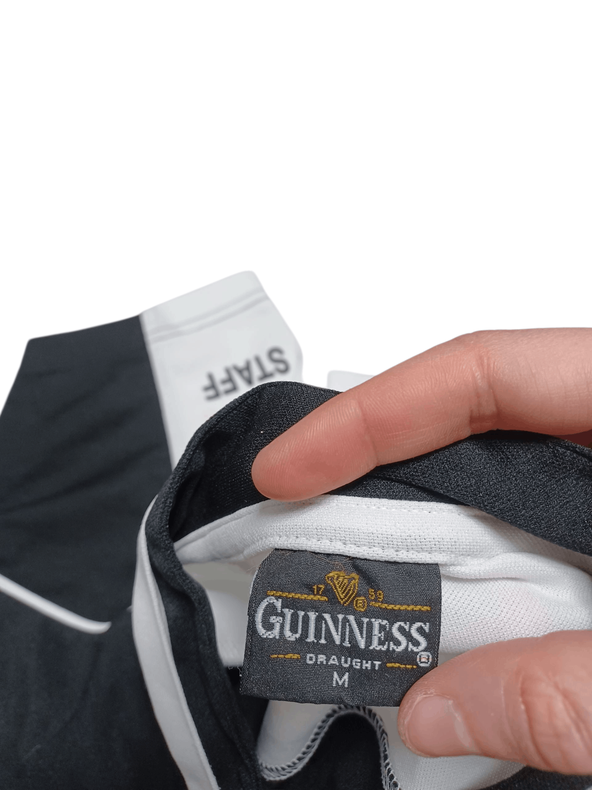 Other GUINNESS VINTAGE BIG LOGO V-NECK TEE Size US M / EU 48-50 / 2 - 4 Thumbnail