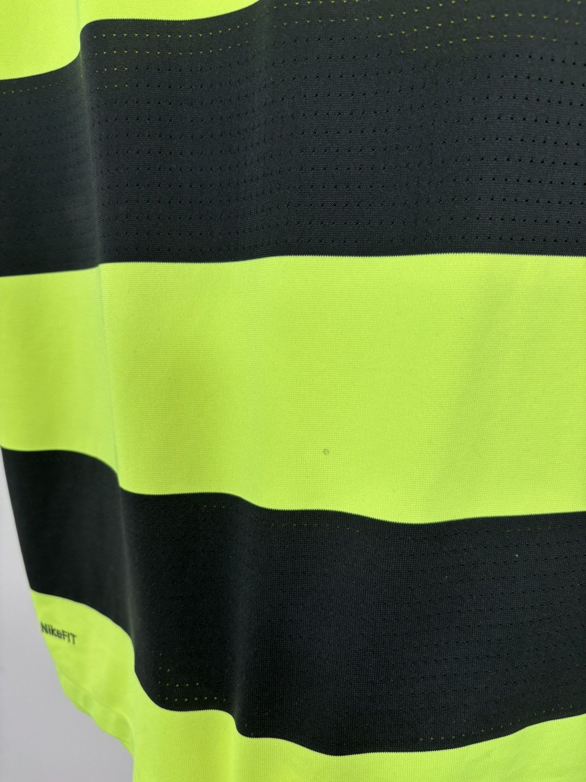 Nike Nike Celtic FC 2009/2011 Away Football Soccer Jersey Shirt Size US XL / EU 56 / 4 - 10 Thumbnail