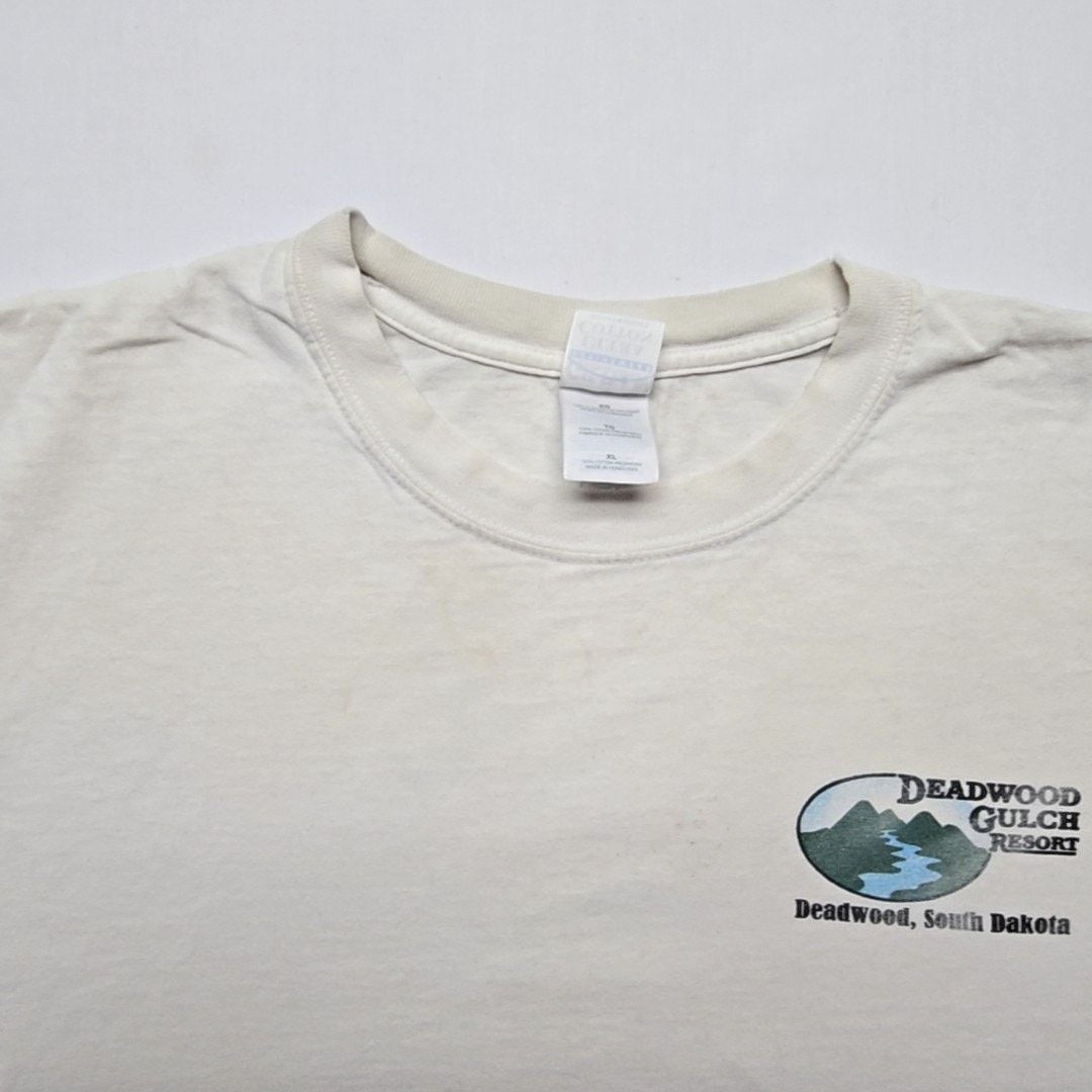 Gildan Vintage Deadwood Gulch Resort Tee South Dakota White XL Size US XL / EU 56 / 4 - 7 Thumbnail
