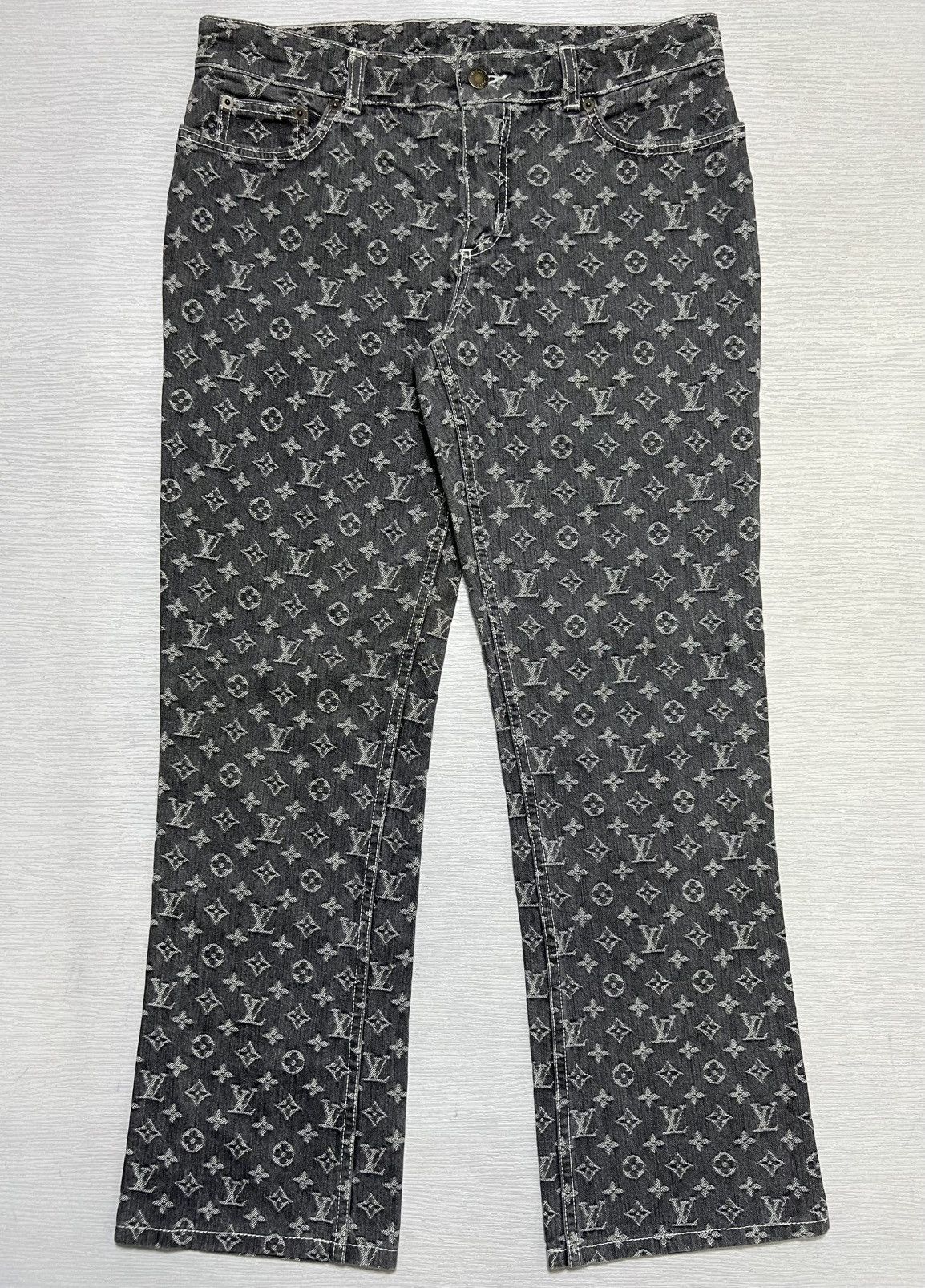 Louis Vuitton Louis Vuitton - Marc Jacobs - Jacquard Monogram Denim Jeans Size 28" / US 6 / IT 42 - 1 Thumbnail