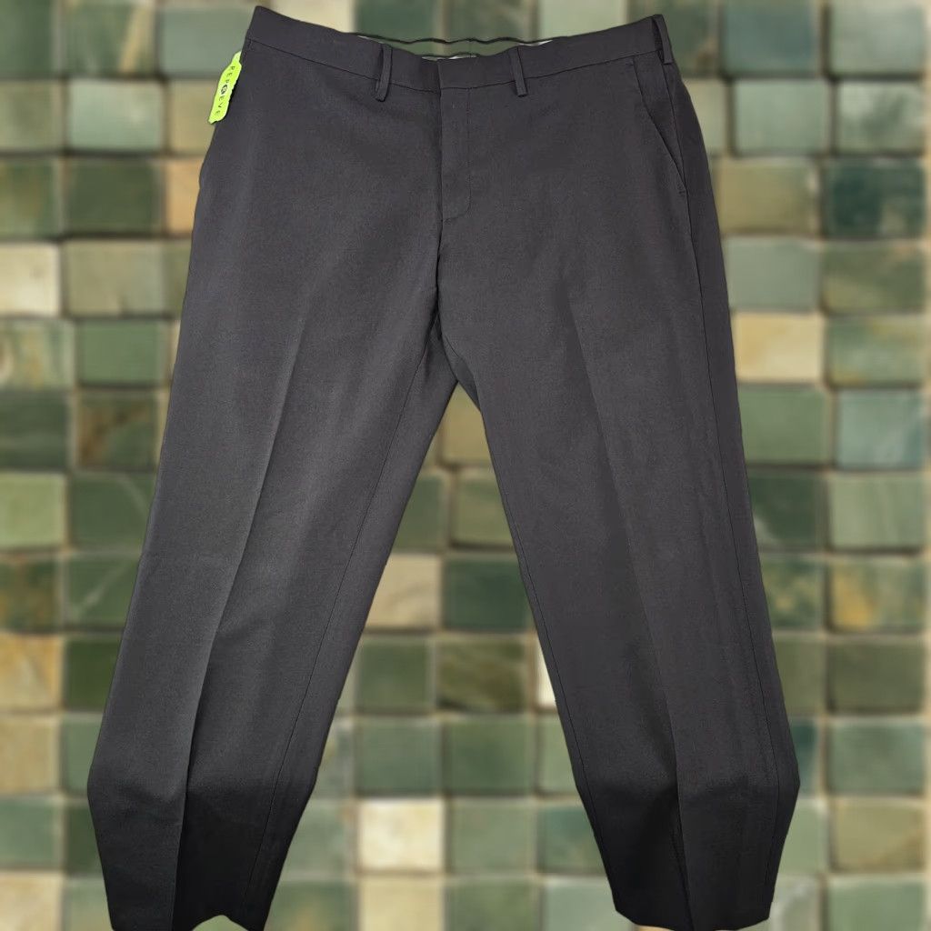 Haggar Haggar H26 Premium Stretch Dress Pants Mens 38x30 Black Slim Fit Wrinkle Resistant Front Flat Front Workwear Tapered 4-Way Comfort Stretch Size US 38 / EU 54 - 1 Thumbnail