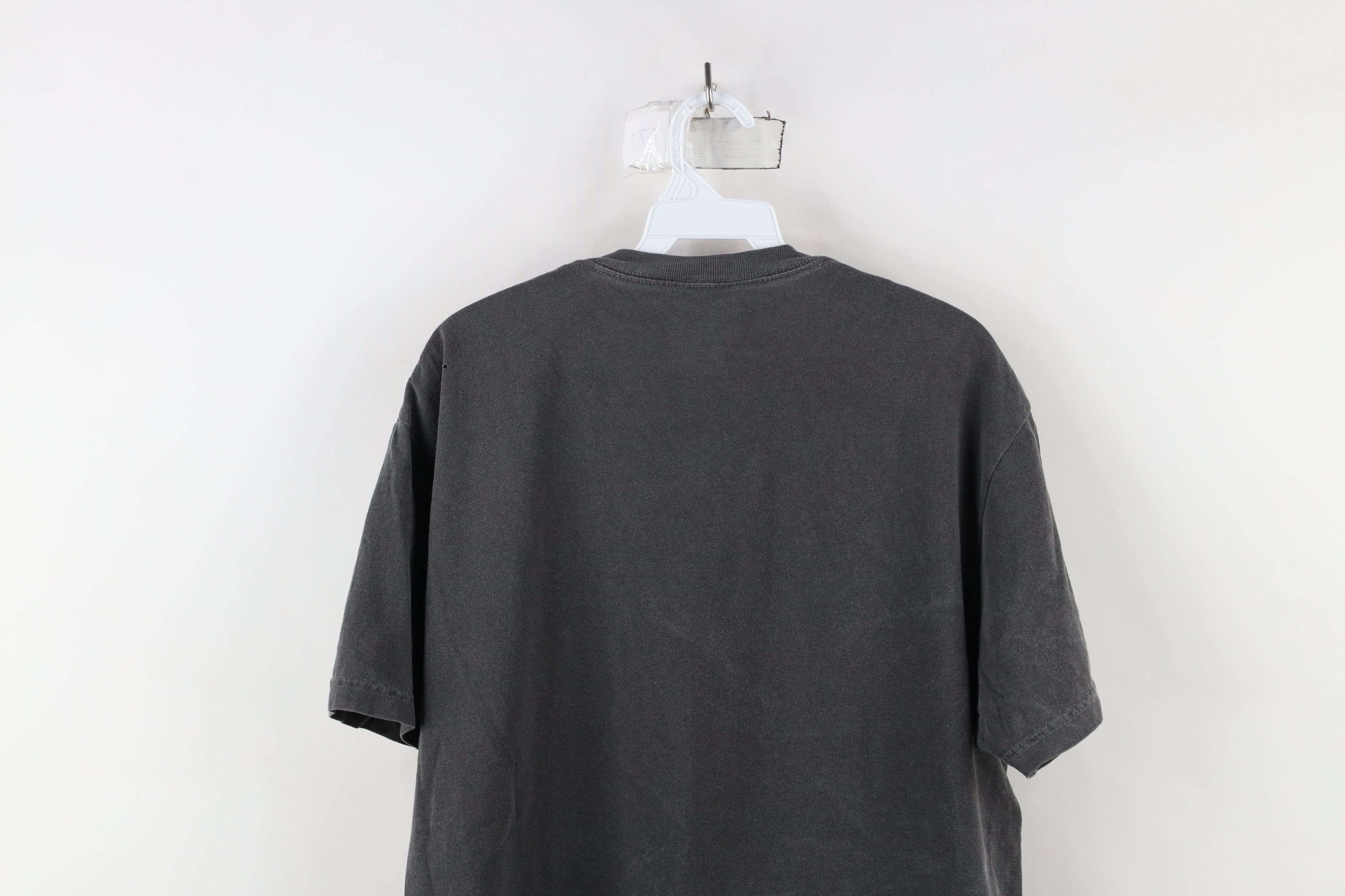 Vintage Vintage 90s Streetwear Stonewash Dye Heavyweight T-Shirt Size US L / EU 52-54 / 3 - 12 Thumbnail
