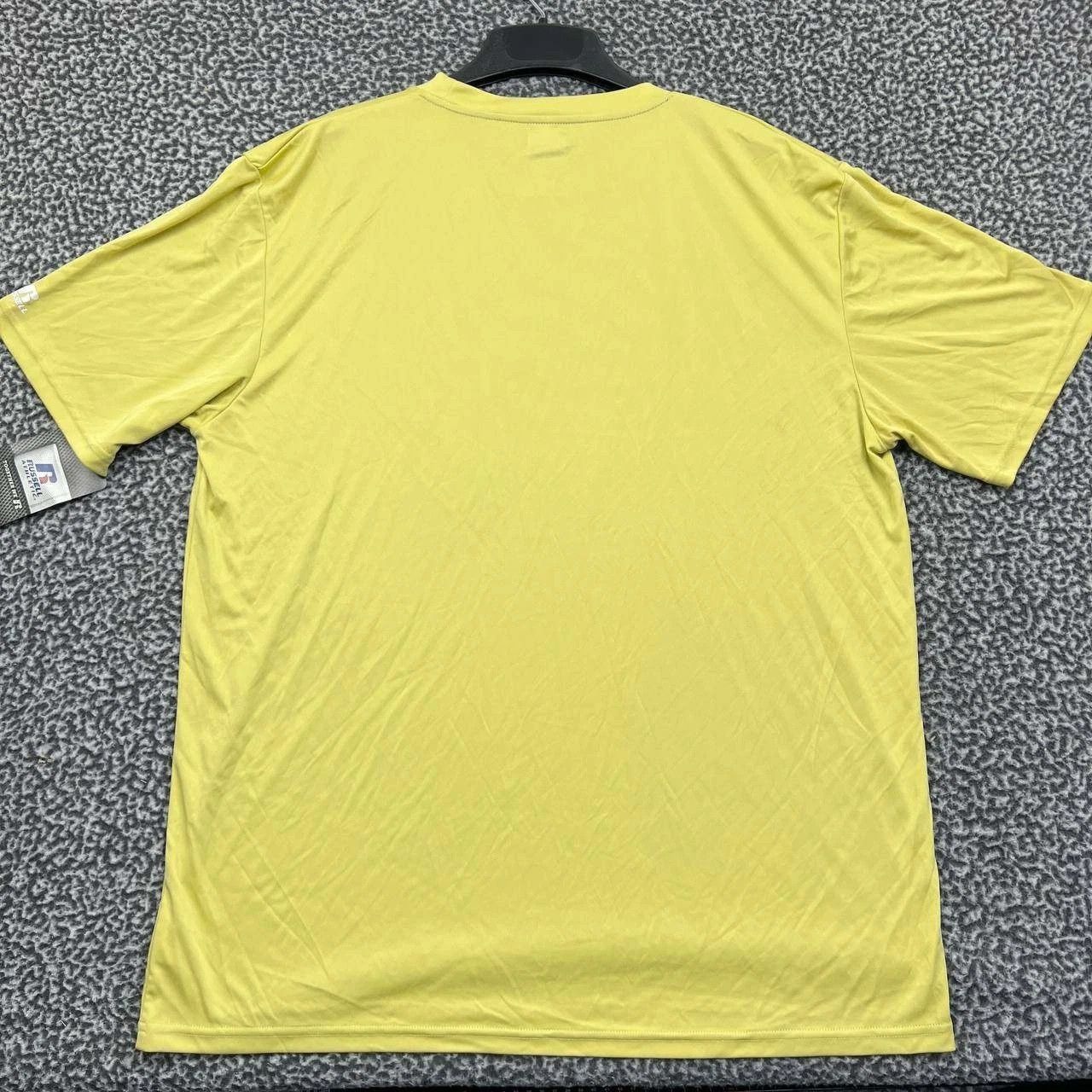 Russell Athletic Russell Athletic Shirt Men Yellow Short Sleeve Crew Neck XL Size US XL / EU 56 / 4 - 2 Thumbnail