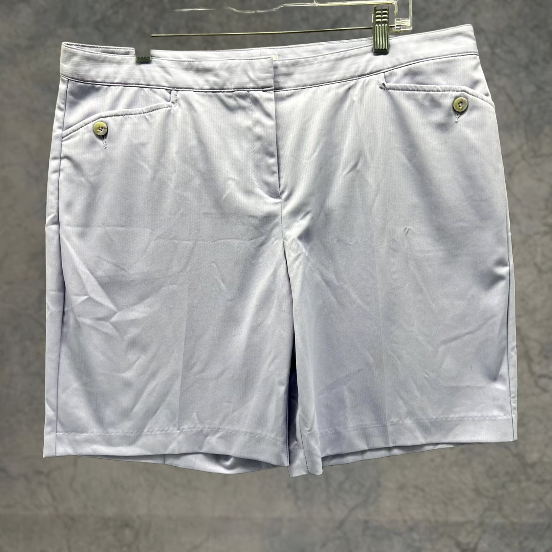 Izod Izod PerformX Shorts Women 14 Purple Stretch Chino Flat Front Casual 9 Inseam Size 36" / US 14 / IT 50 - 1 Thumbnail