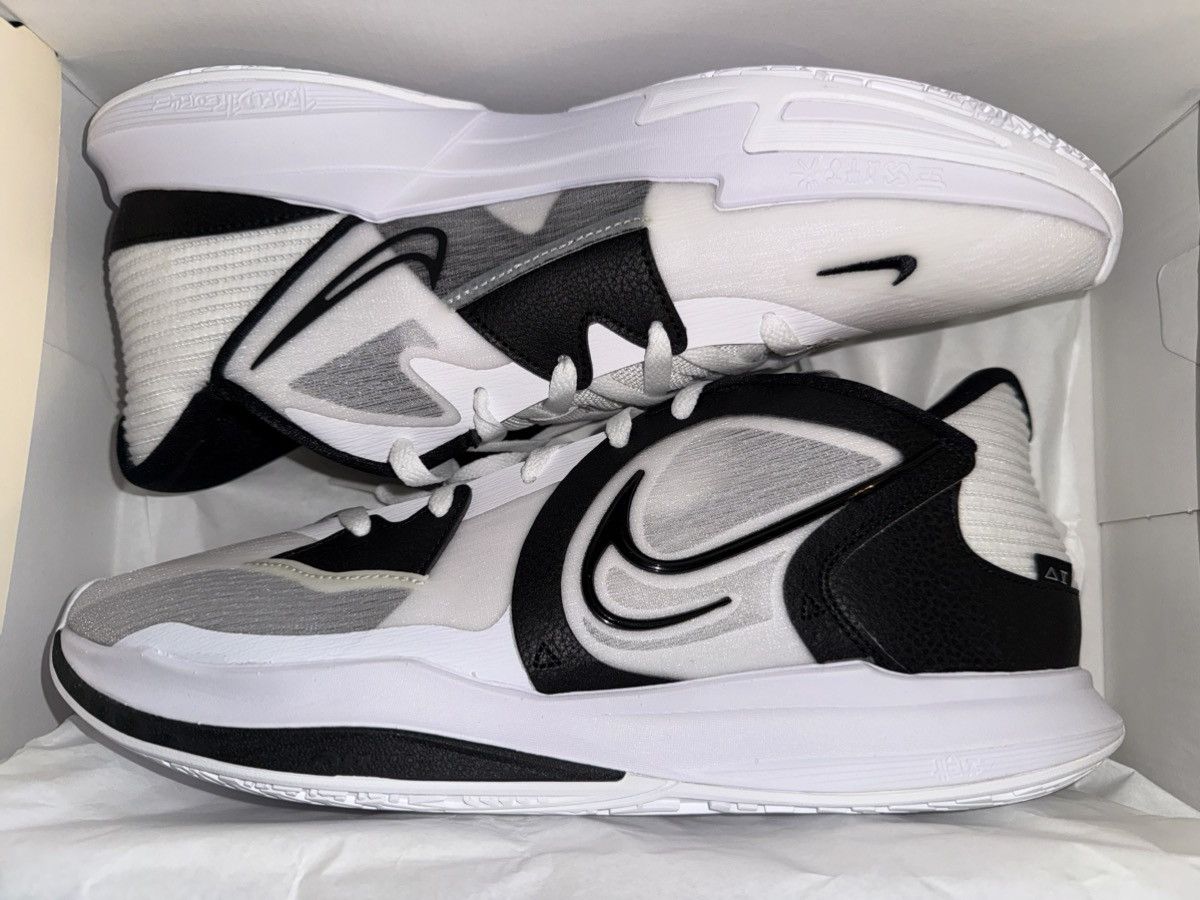 Nike Nike Kyrie 5 TB Promo (players only) “Panda” wht/blk, NEW!! Size US 13 / EU 46 - 6 Thumbnail