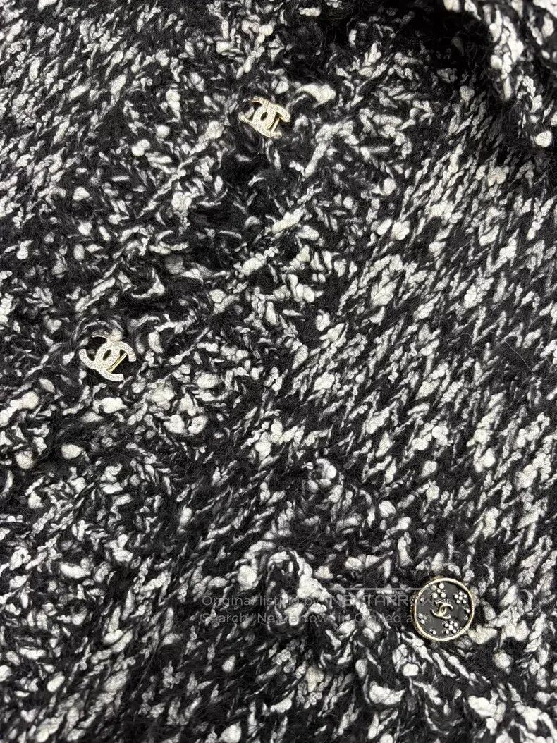 Chanel Chanel Doll collar black and white blended knitted short c Size XS / US 0-2 / IT 36-38 - 3 Thumbnail