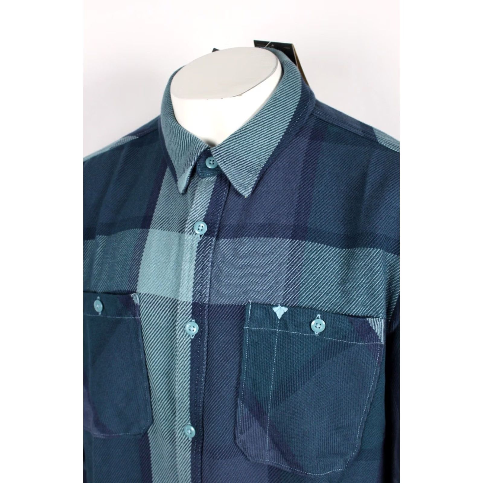 The North Face VINTAGE The North Face Men's Valley Twill Flannel Button Shirt XXL Algae Blue Size US XXL / EU 58 / 5 - 4 Thumbnail
